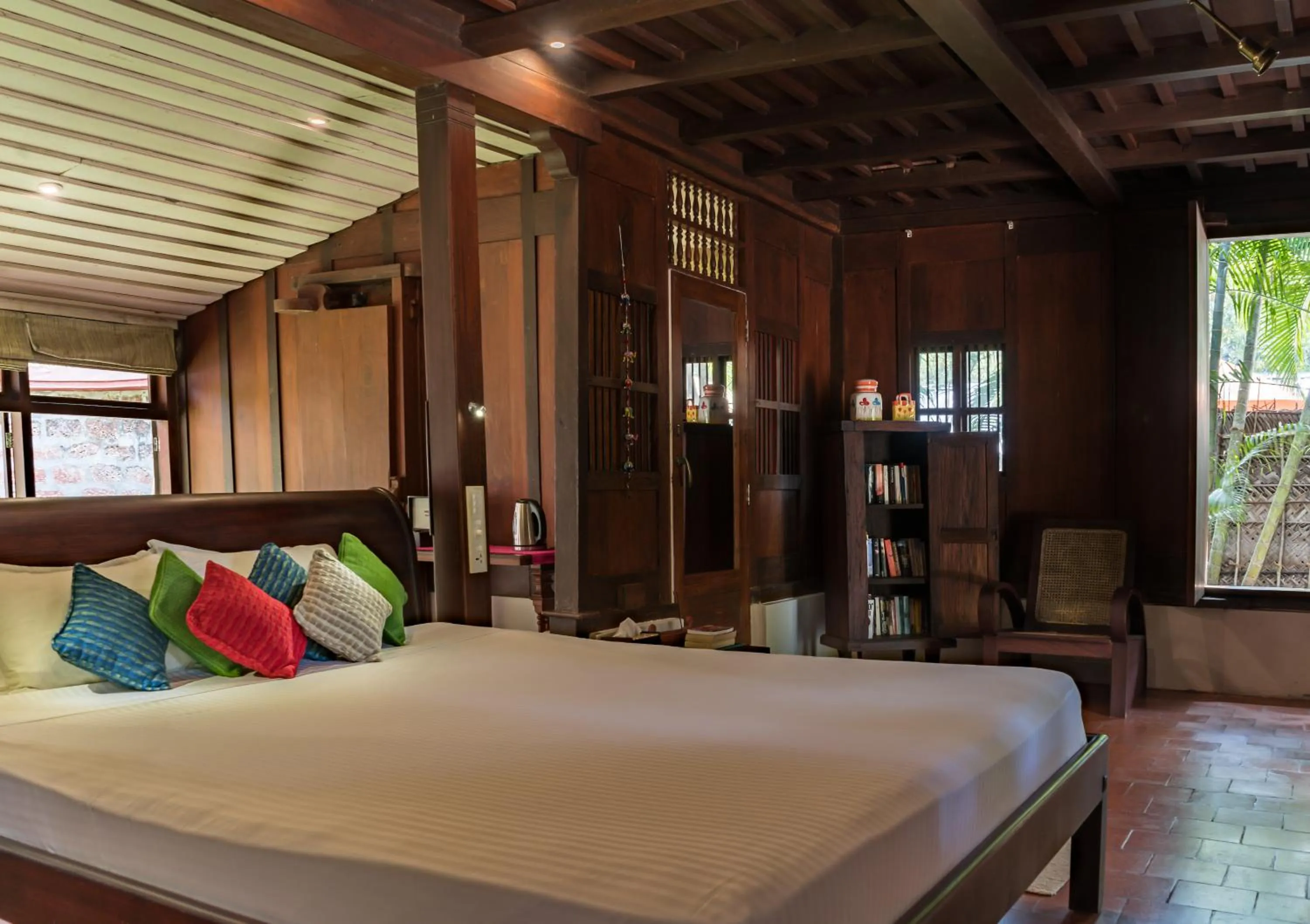 Bed in Amritara A Beach Symphony