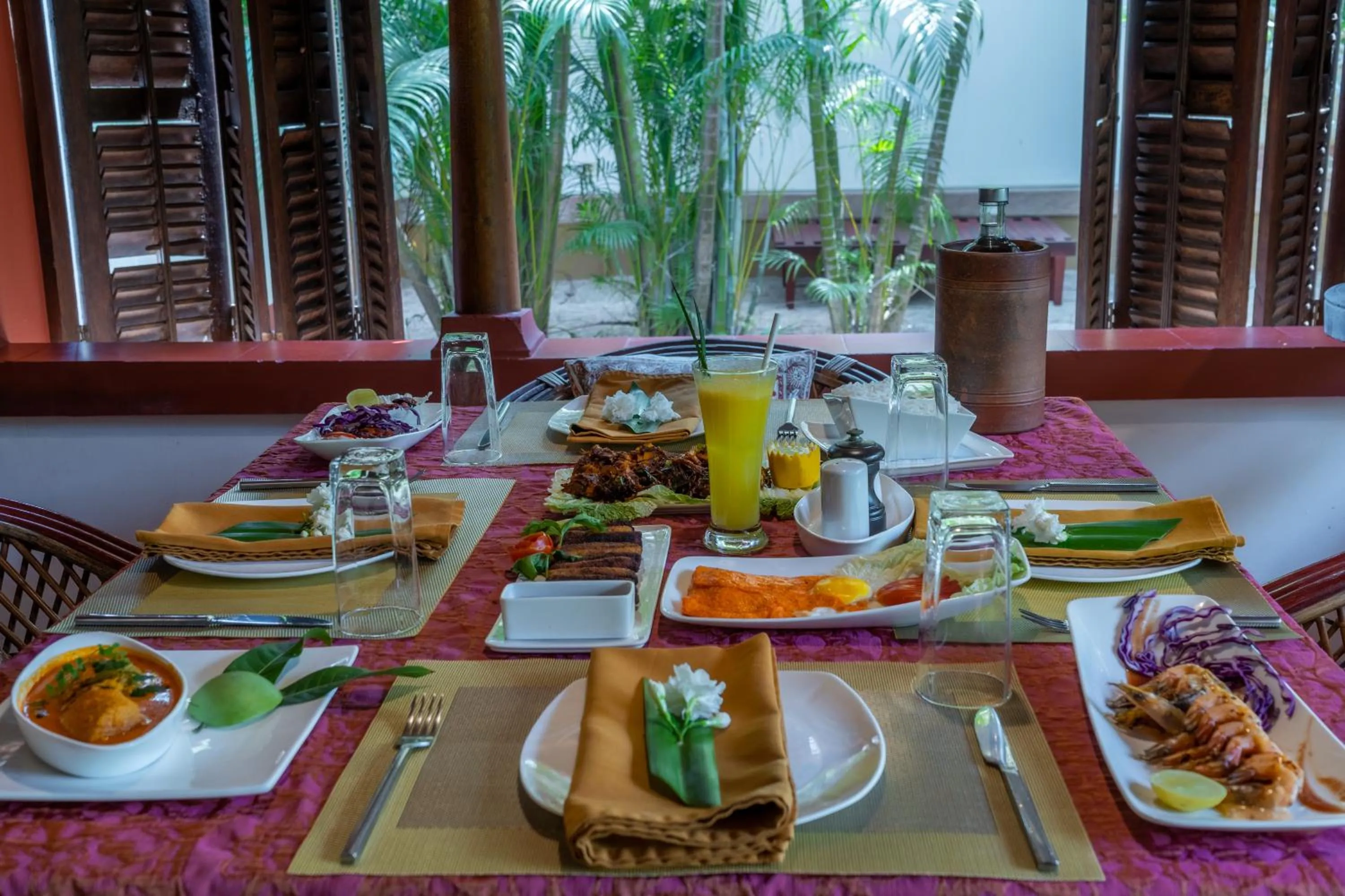 Restaurant/places to eat in Amritara A Beach Symphony