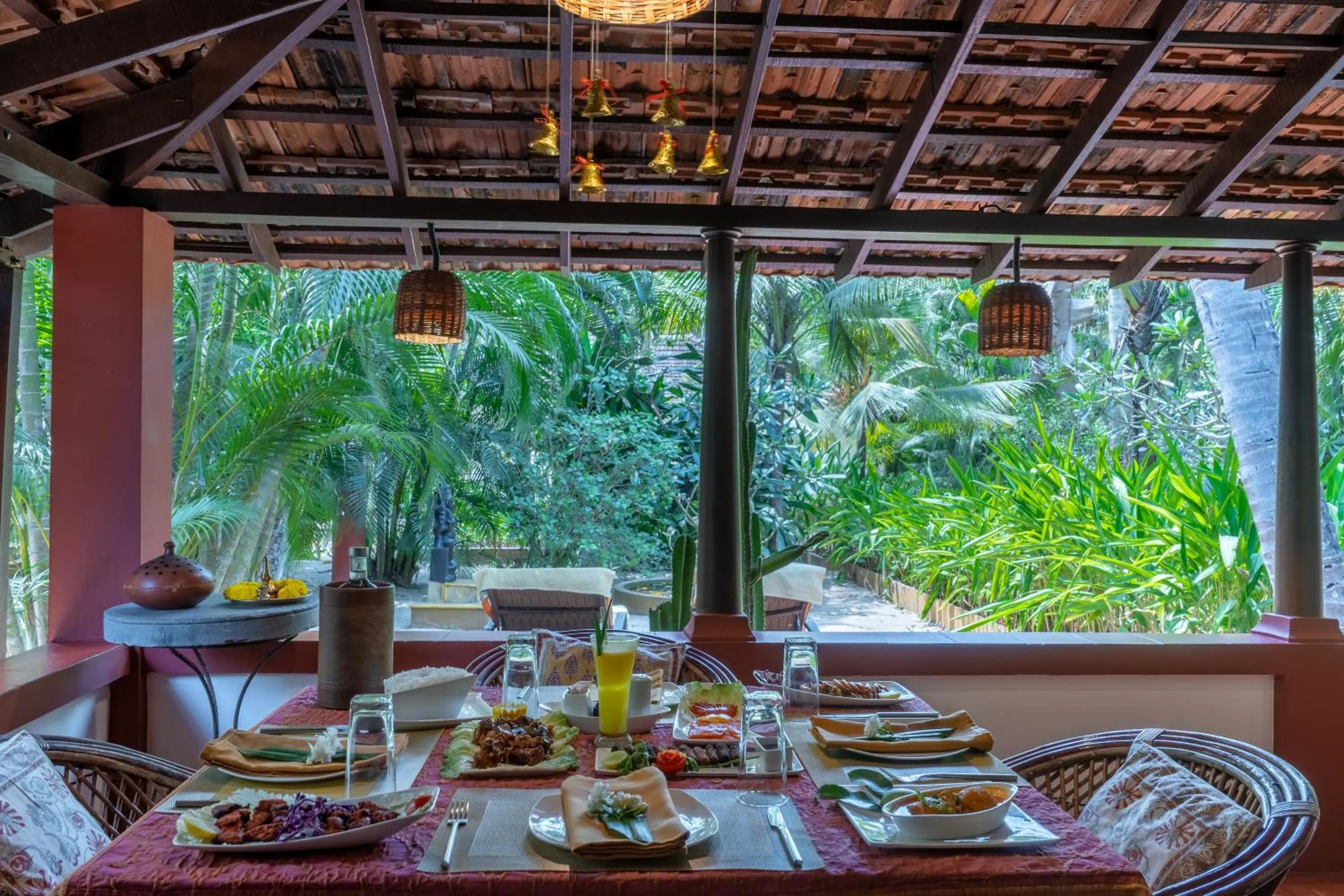 Restaurant/places to eat in Amritara A Beach Symphony