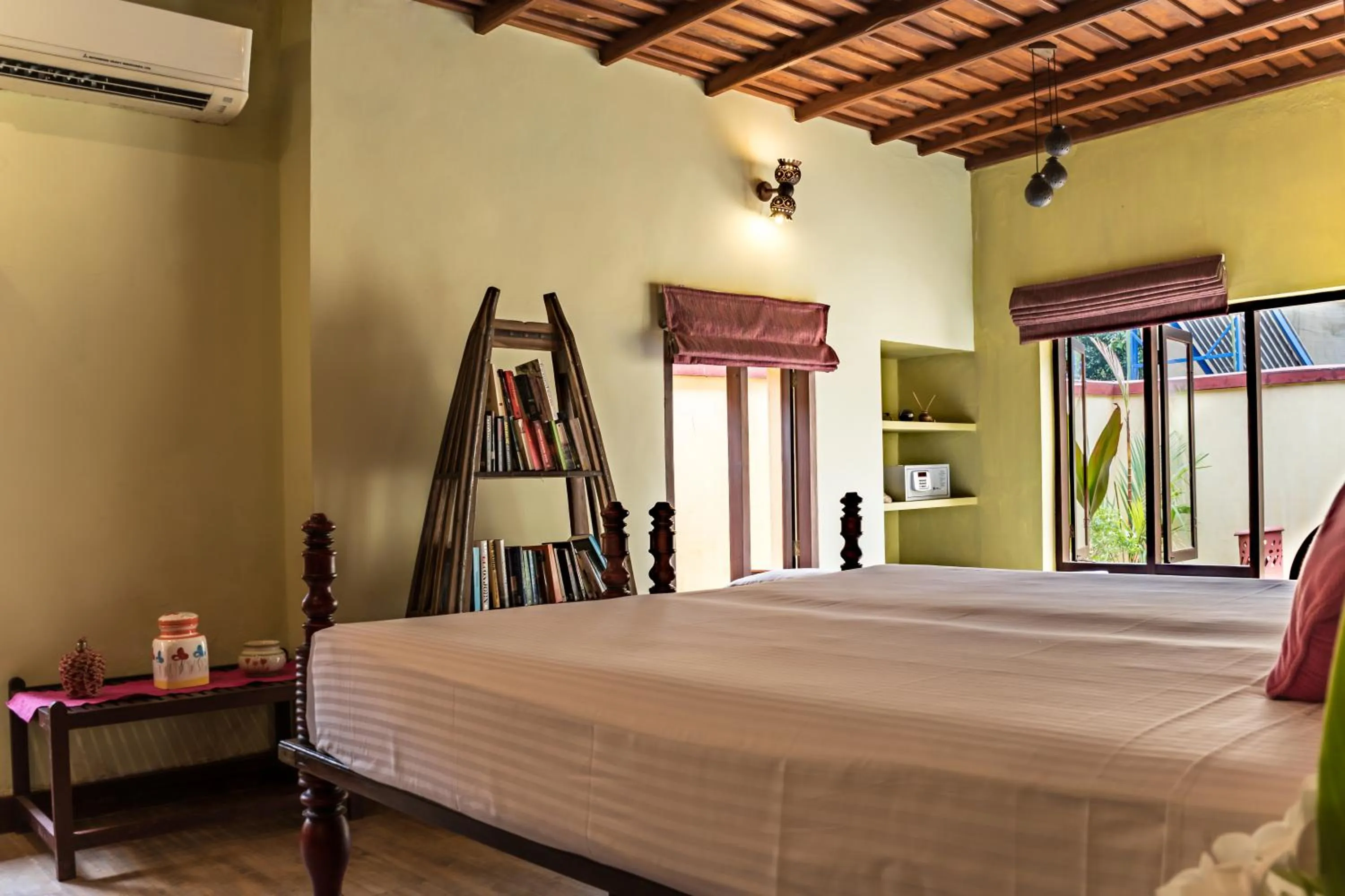 Bed in Amritara A Beach Symphony