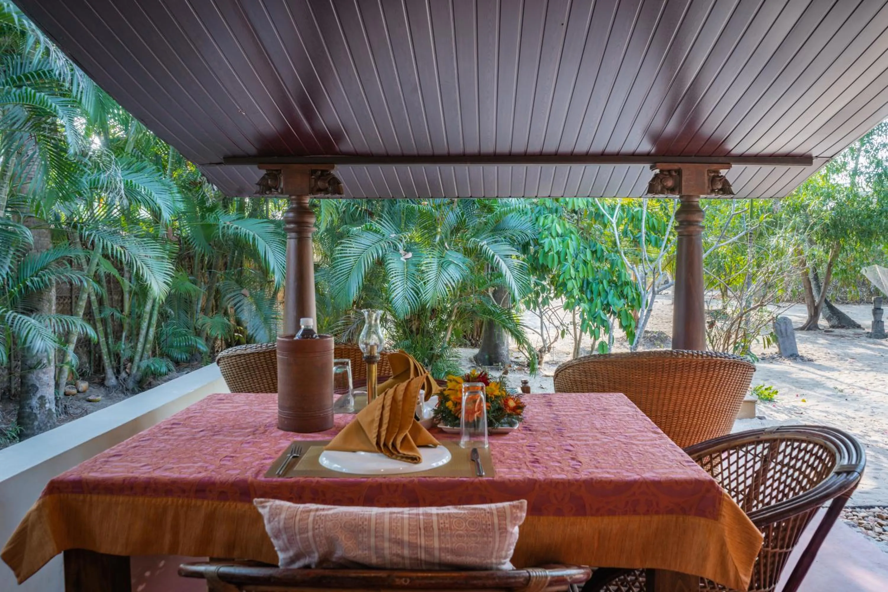 Restaurant/places to eat in Amritara A Beach Symphony