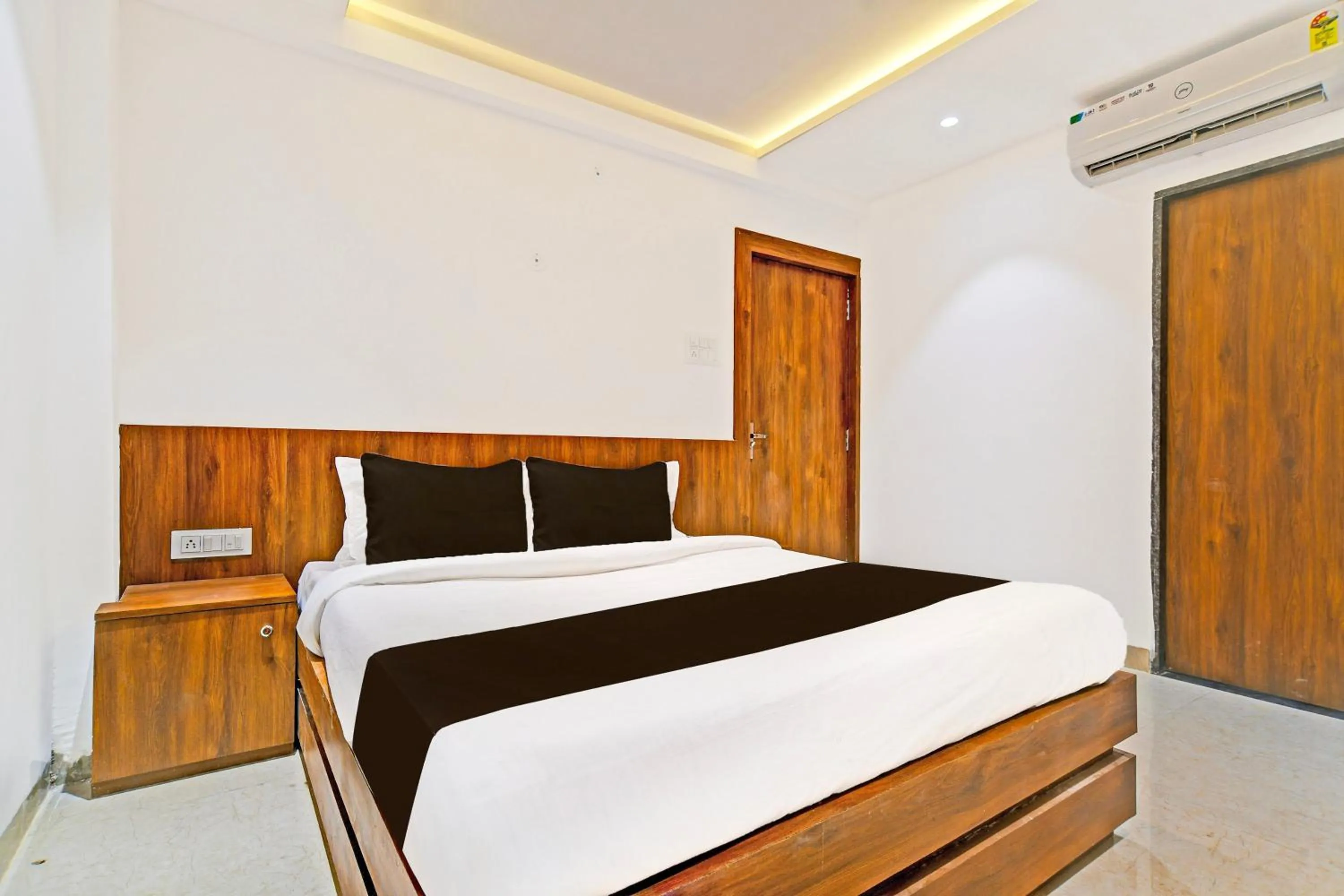 Facade/entrance in Hotel O Delight Stay