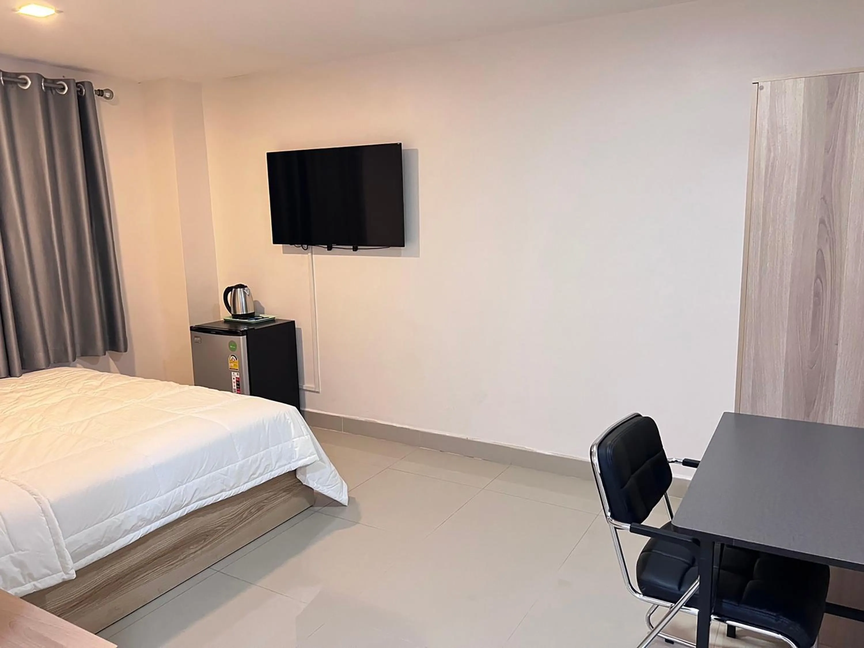 Bed in The Freelancer Hotel