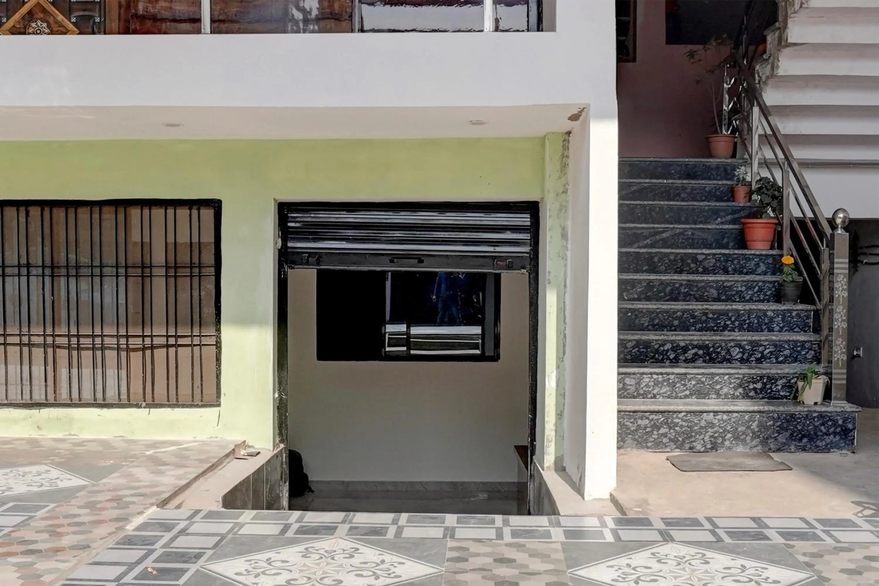 Facade/entrance in Hotel O Swastik Inn
