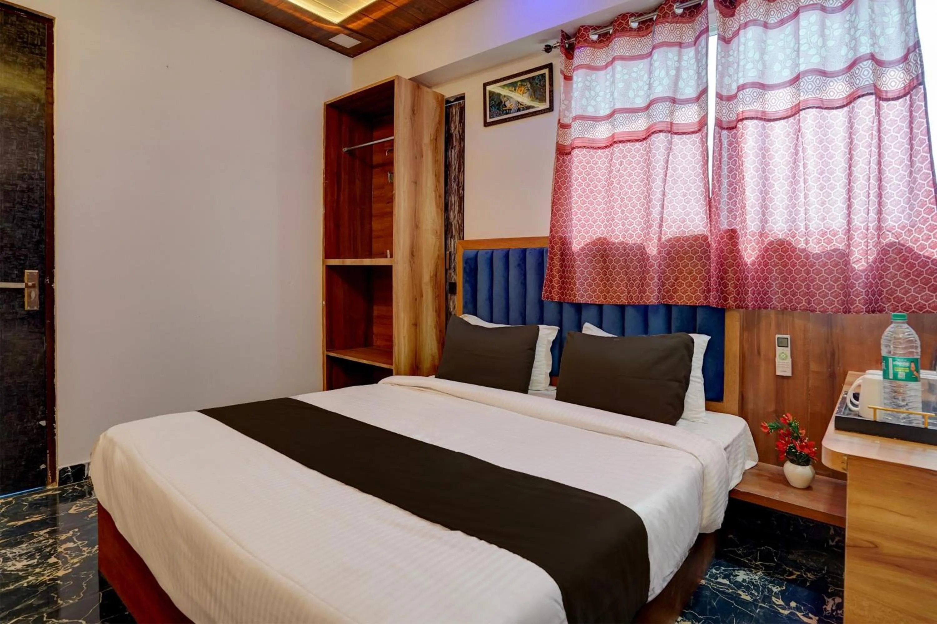 Bedroom, Bed in Hotel O Swastik Inn