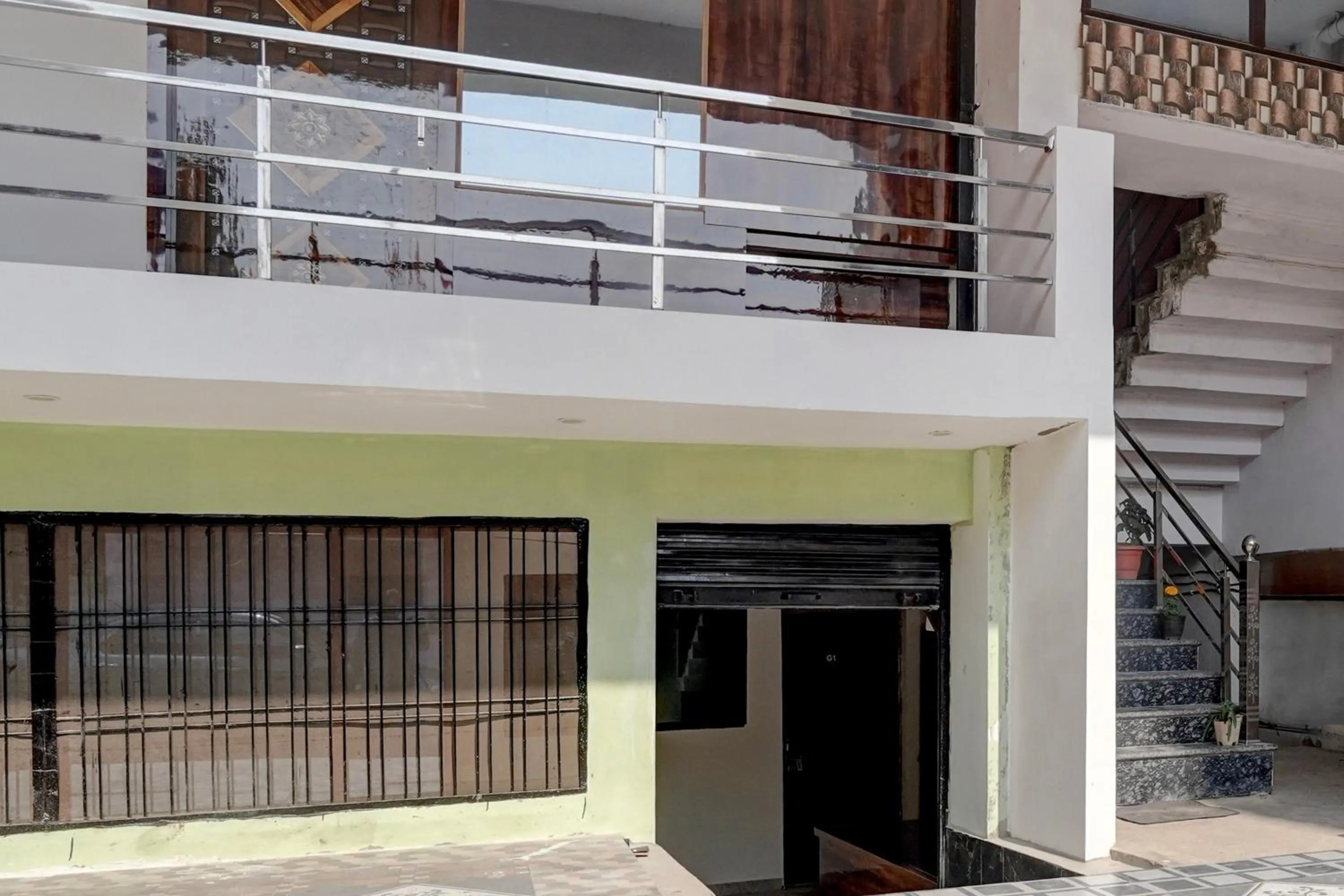 Facade/entrance in Hotel O Swastik Inn