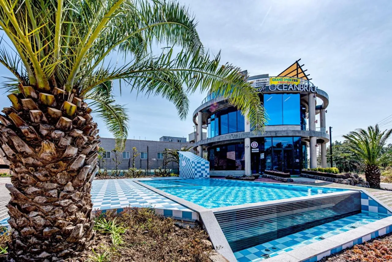 Ocean Brick Poolvilla