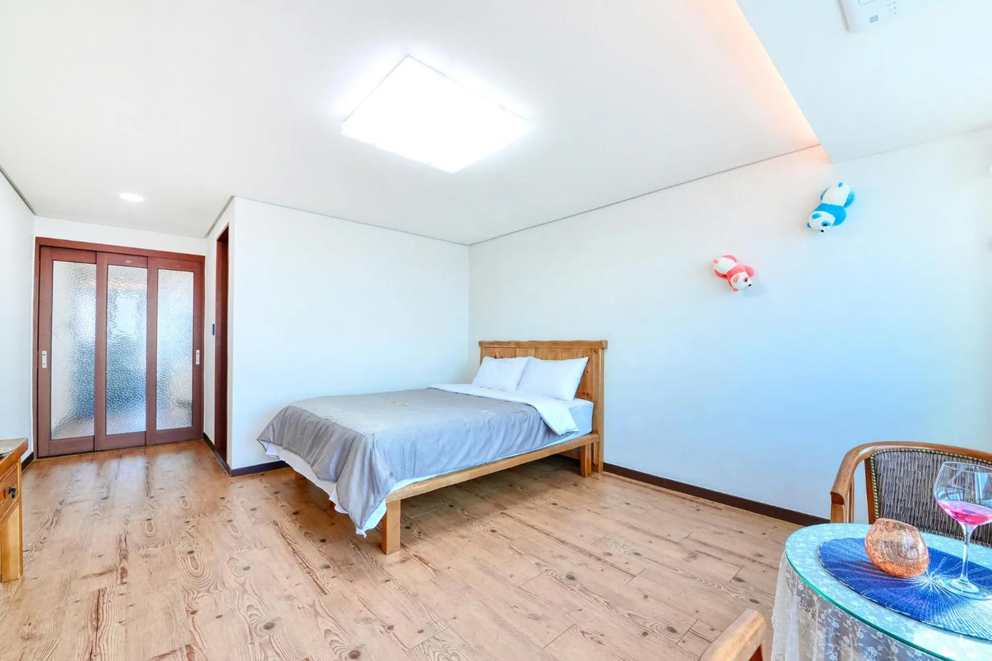 Bed in The Raon Pension