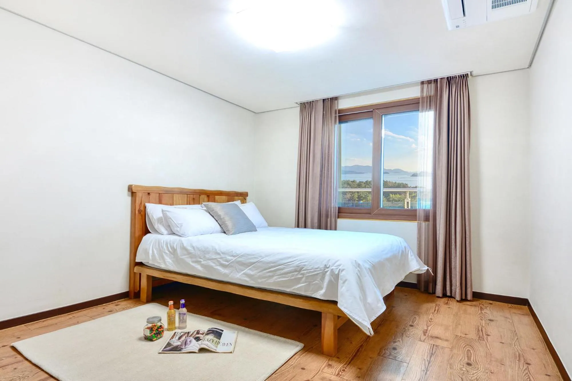 Bed in The Raon Pension