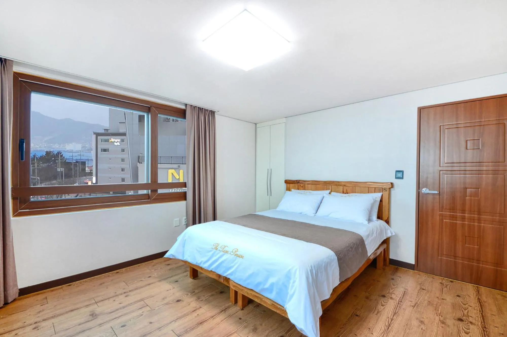 Bed in The Raon Pension