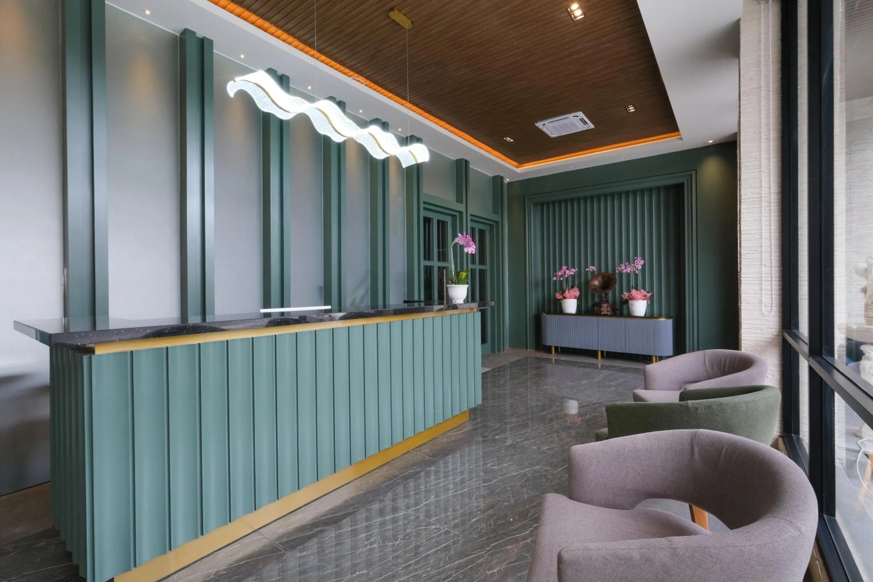 Lobby or reception in ValStar Hotel Canggu