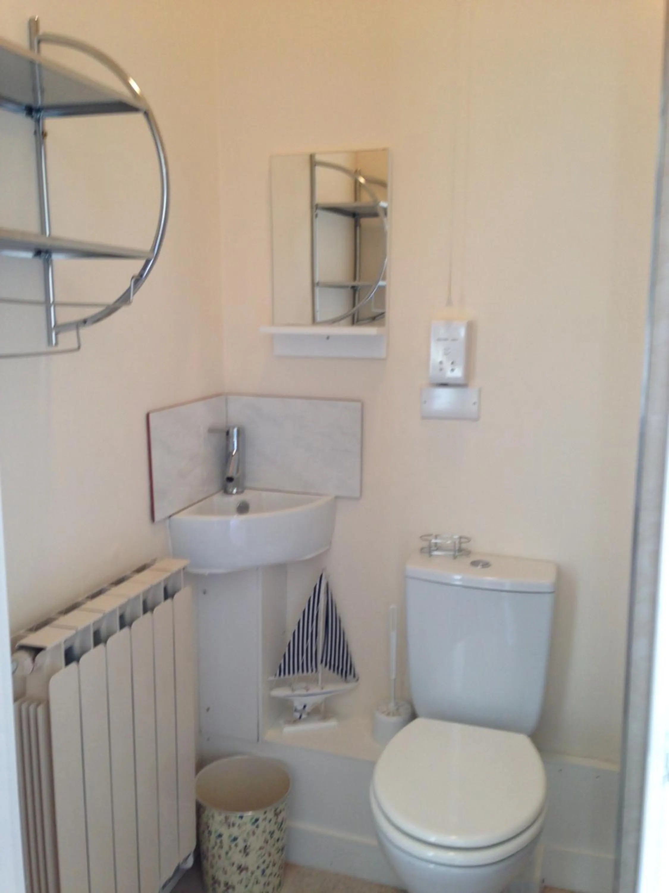 Shower in The Wighthill