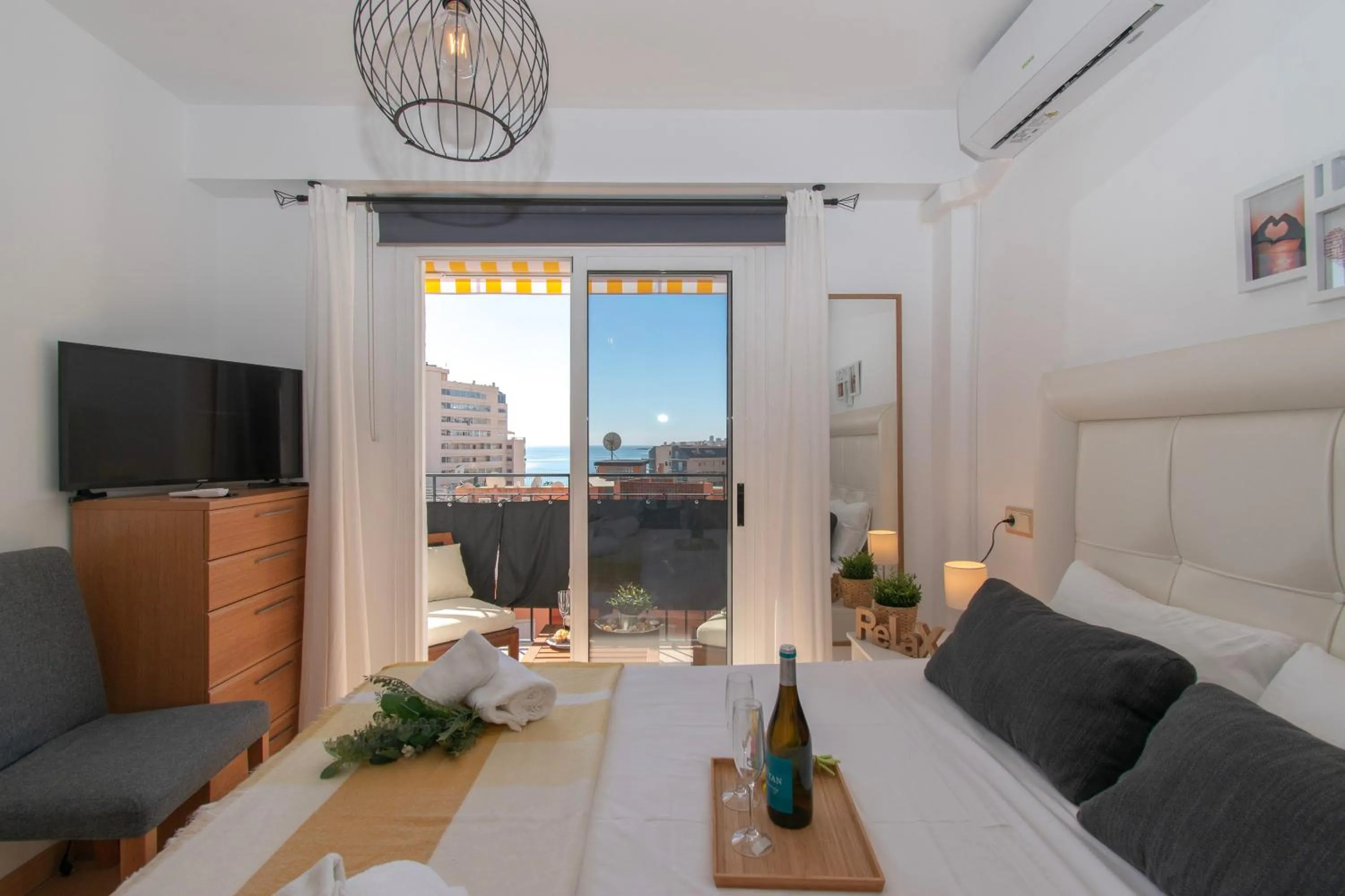 Bedroom, Bed in Cambural Beach Apartment - Happy Rentals