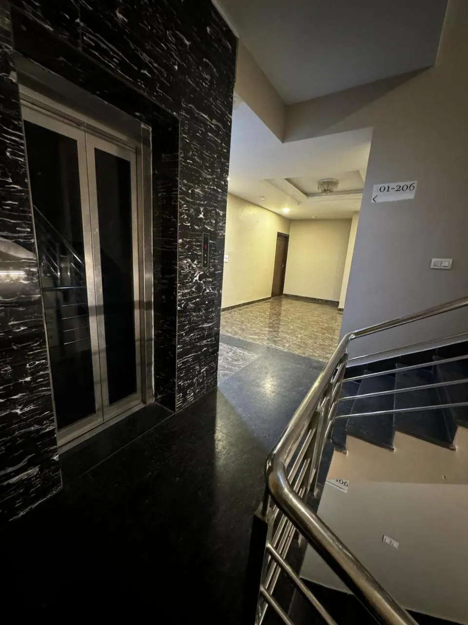 elevator in Hotel Keptown Lite