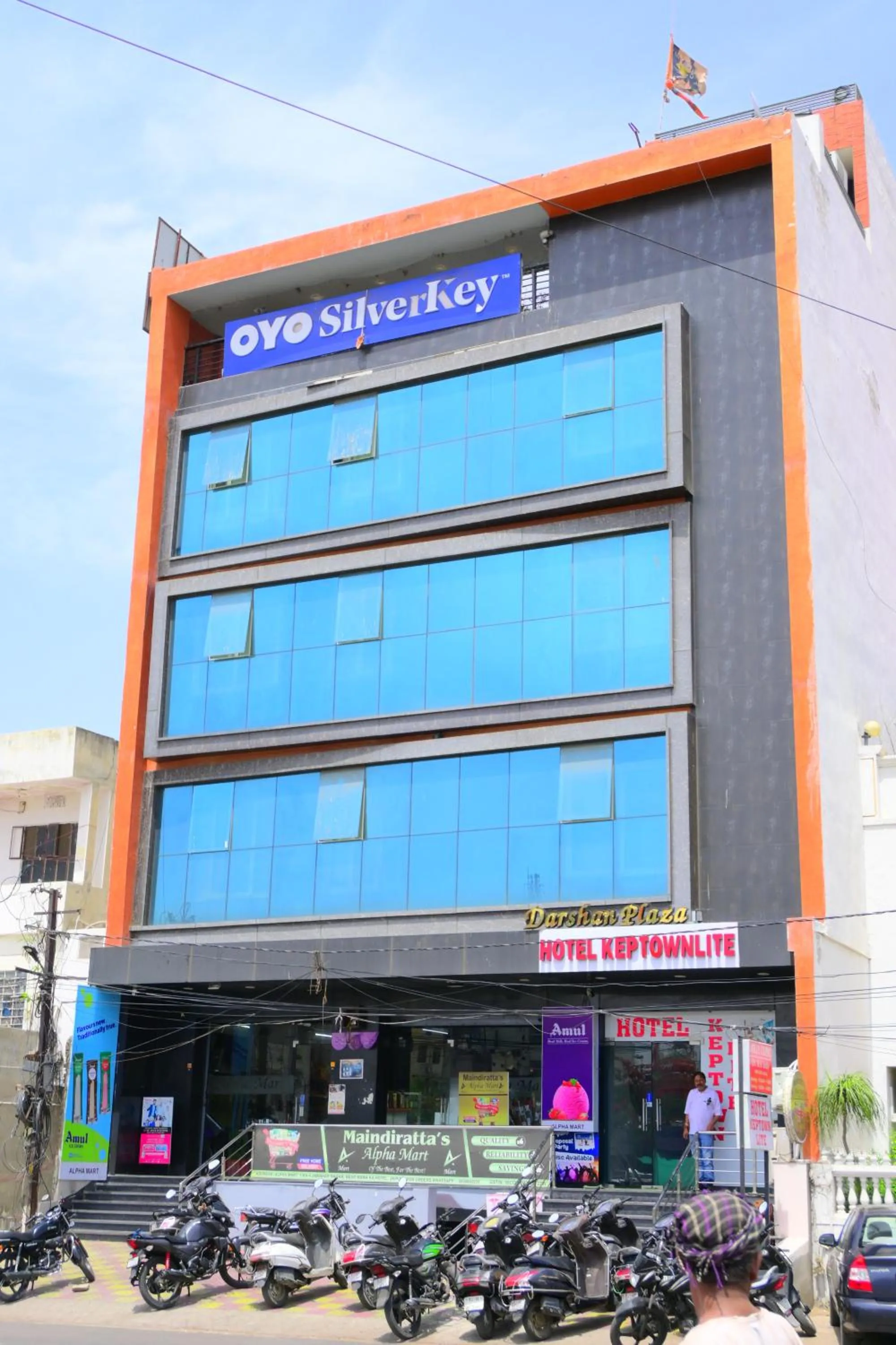 Property building in Hotel Keptown Lite