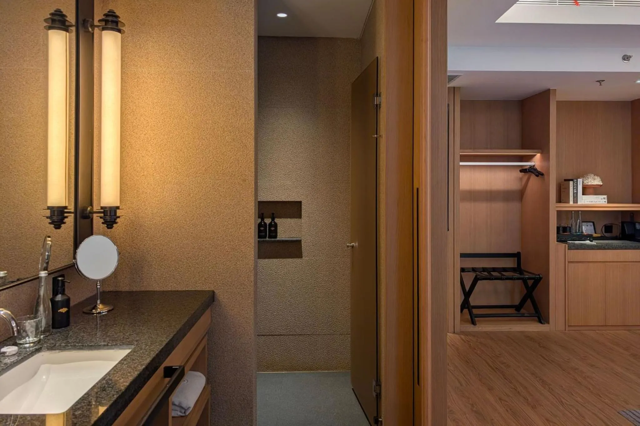 Bathroom in Hotel Tentrem Jakarta