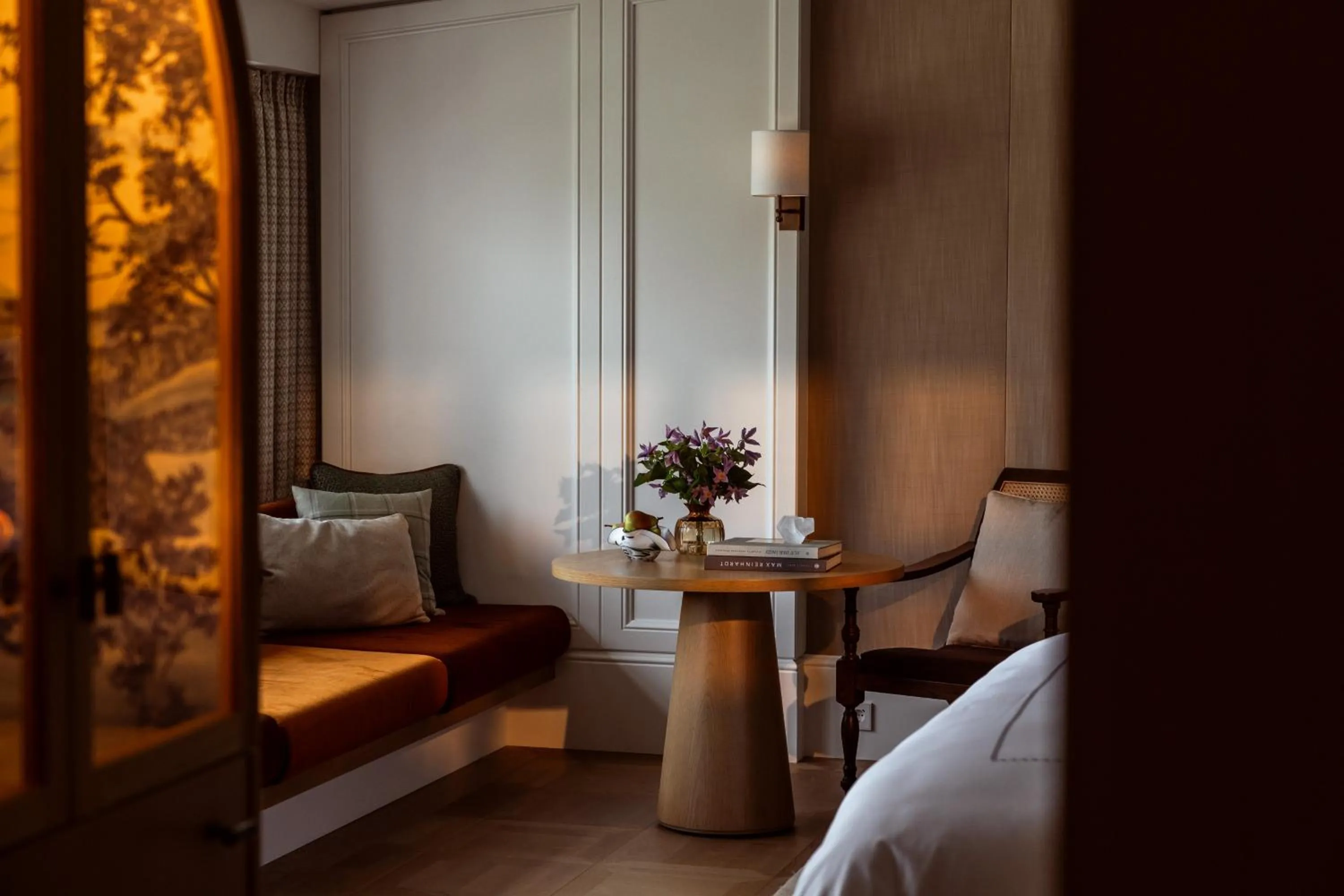 Seating area, Bed in Rosewood Schloss Fuschl