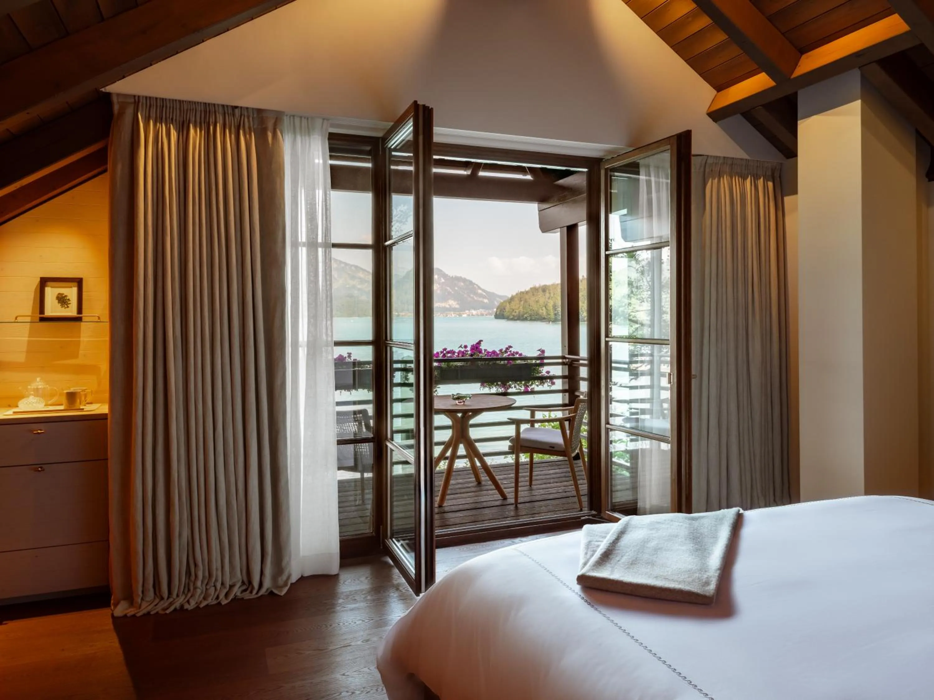 View (from property/room), Bed in Rosewood Schloss Fuschl