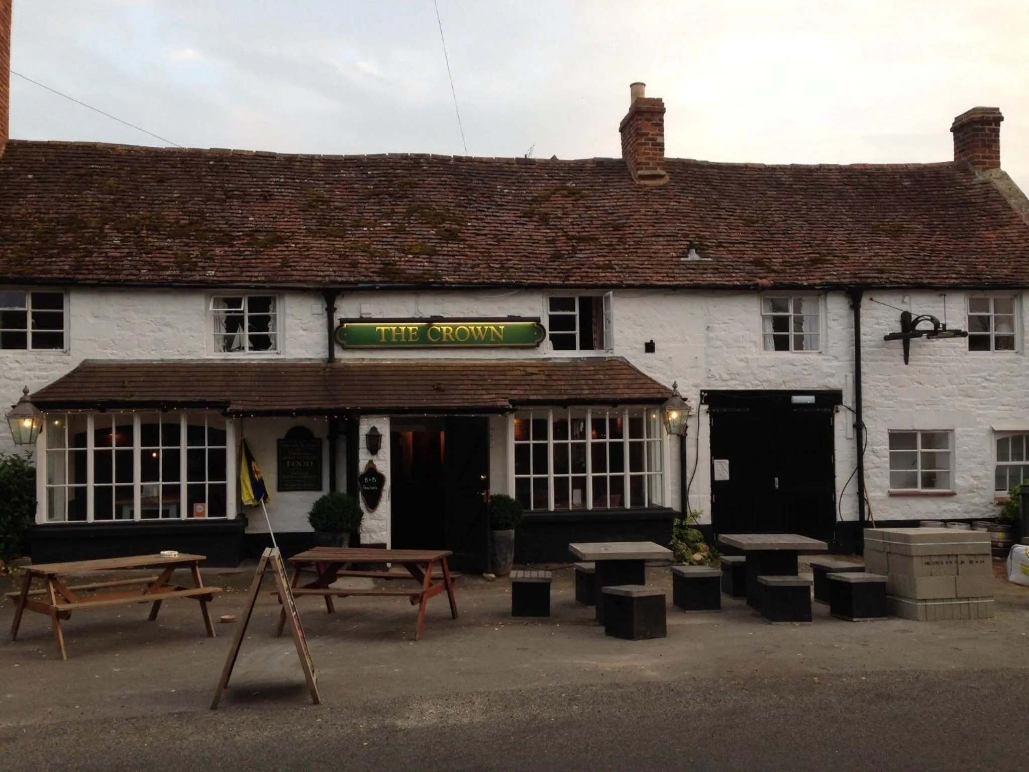 Property building in The Crown Inn, Kemerton