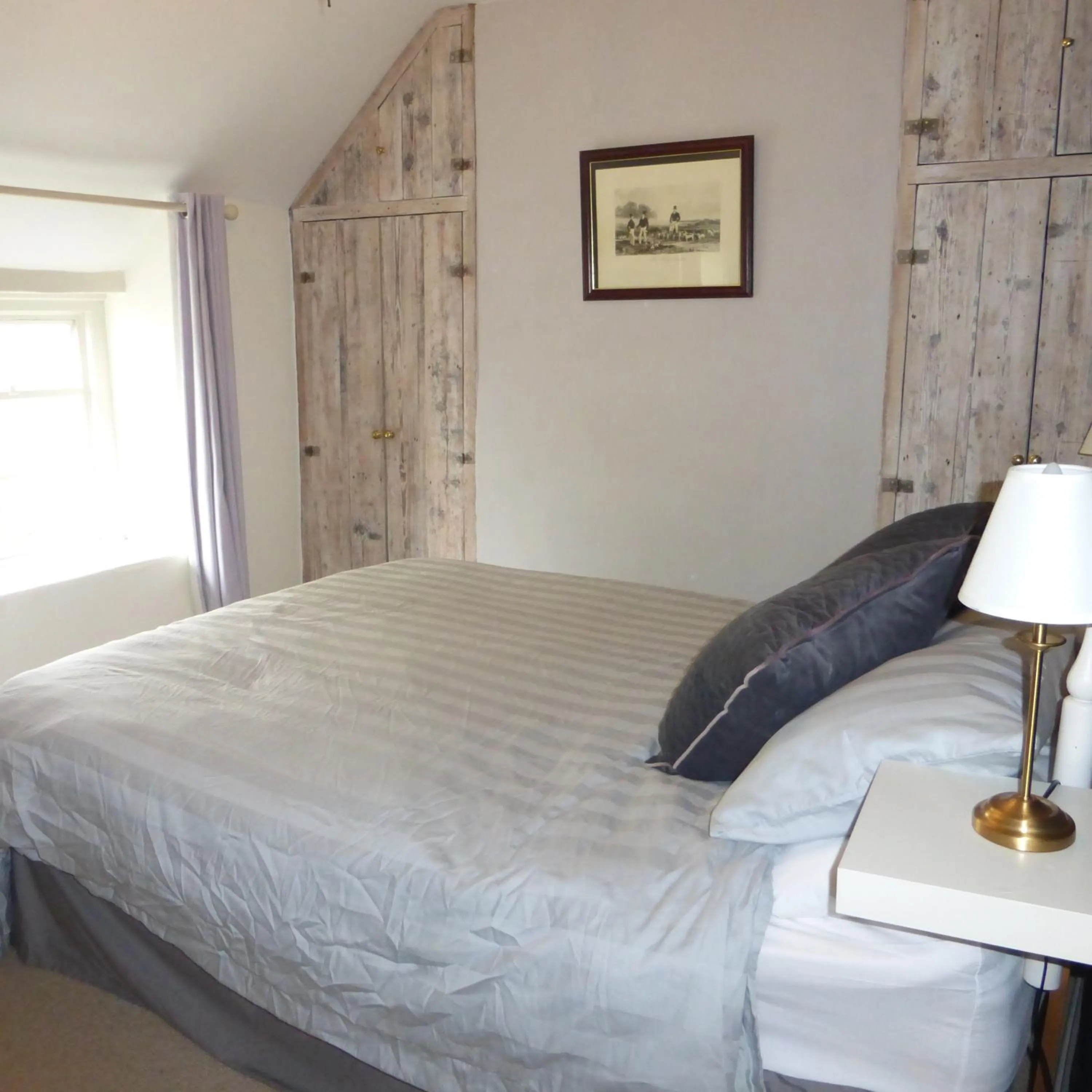Bed in The Crown Inn, Kemerton