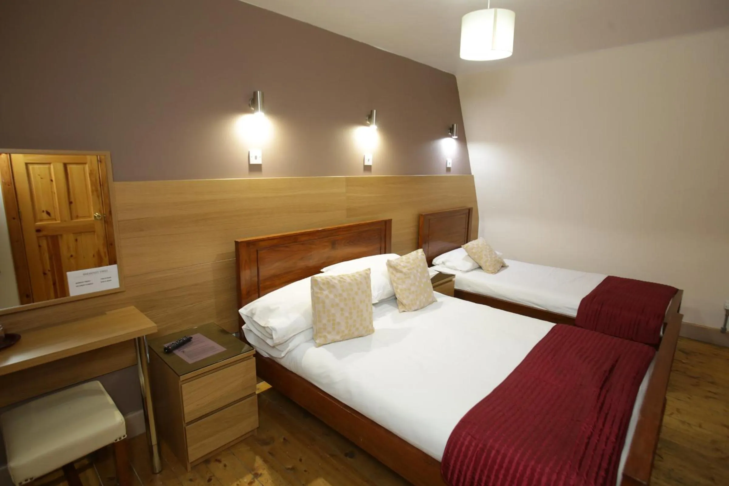 Bed in The Merchant City Inn