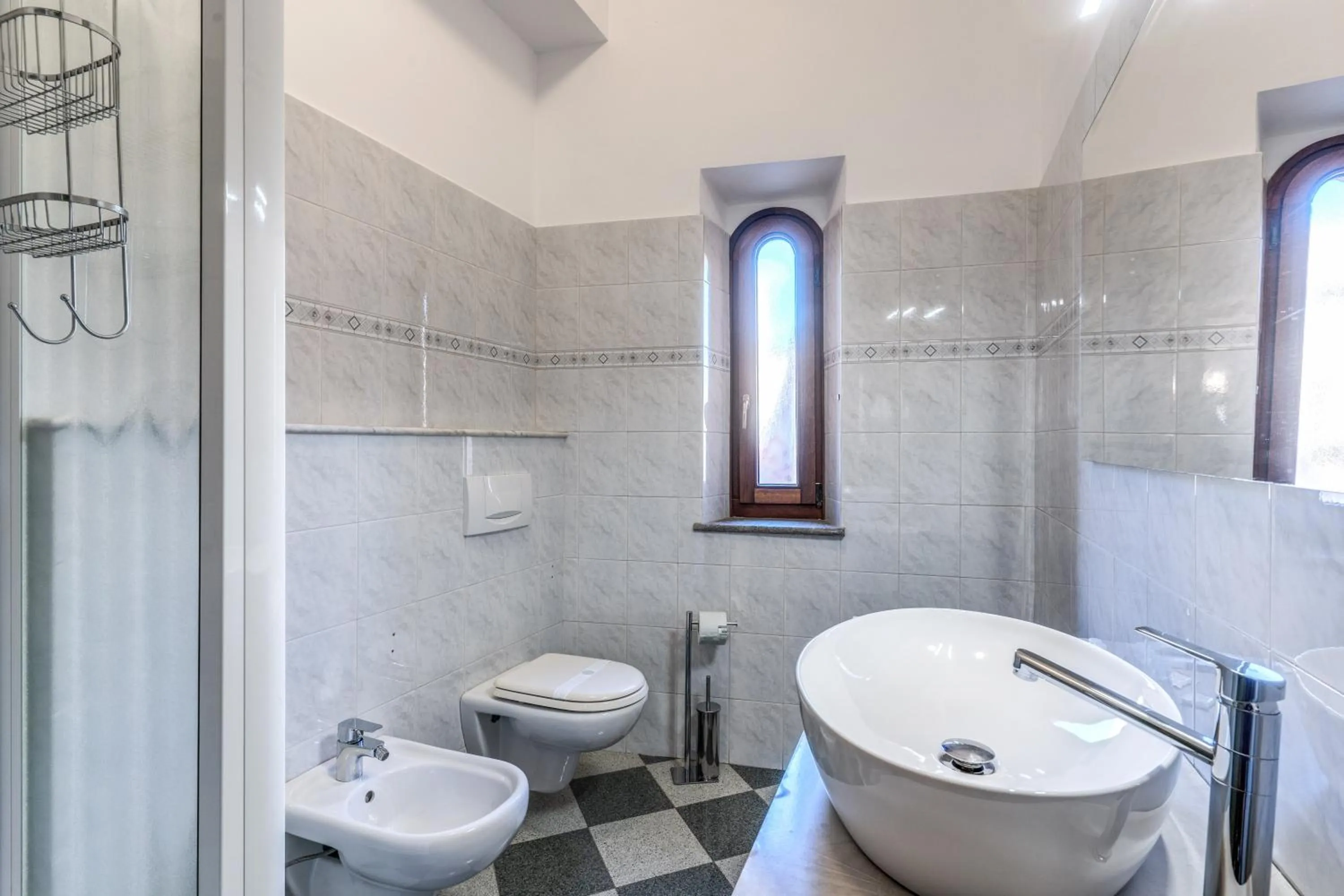 Shower in Villa Alberici