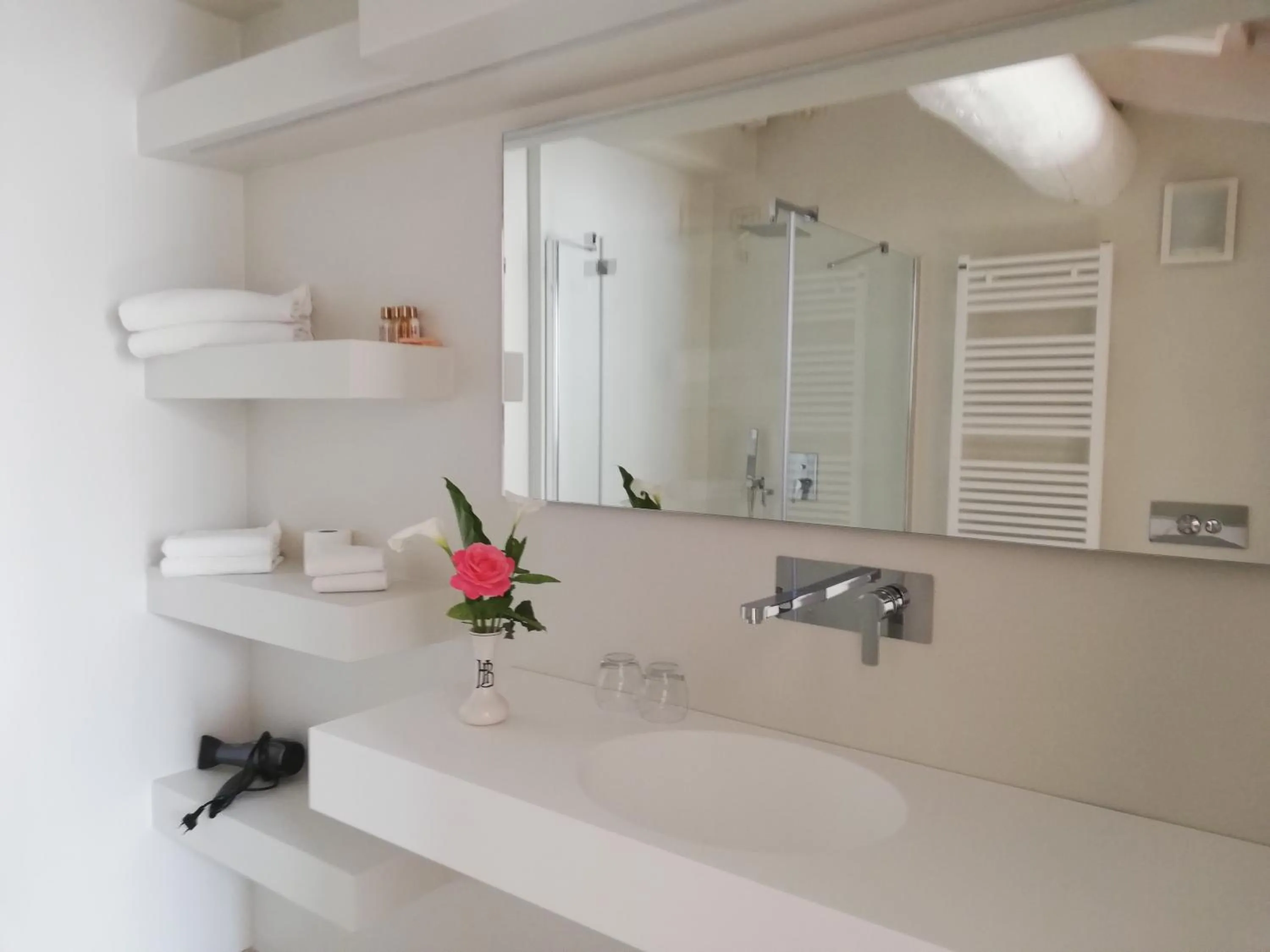 Bathroom in Hotel Bogliaco