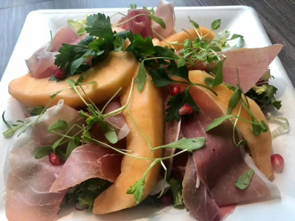 Restaurant/places to eat in Haras des Chartreux