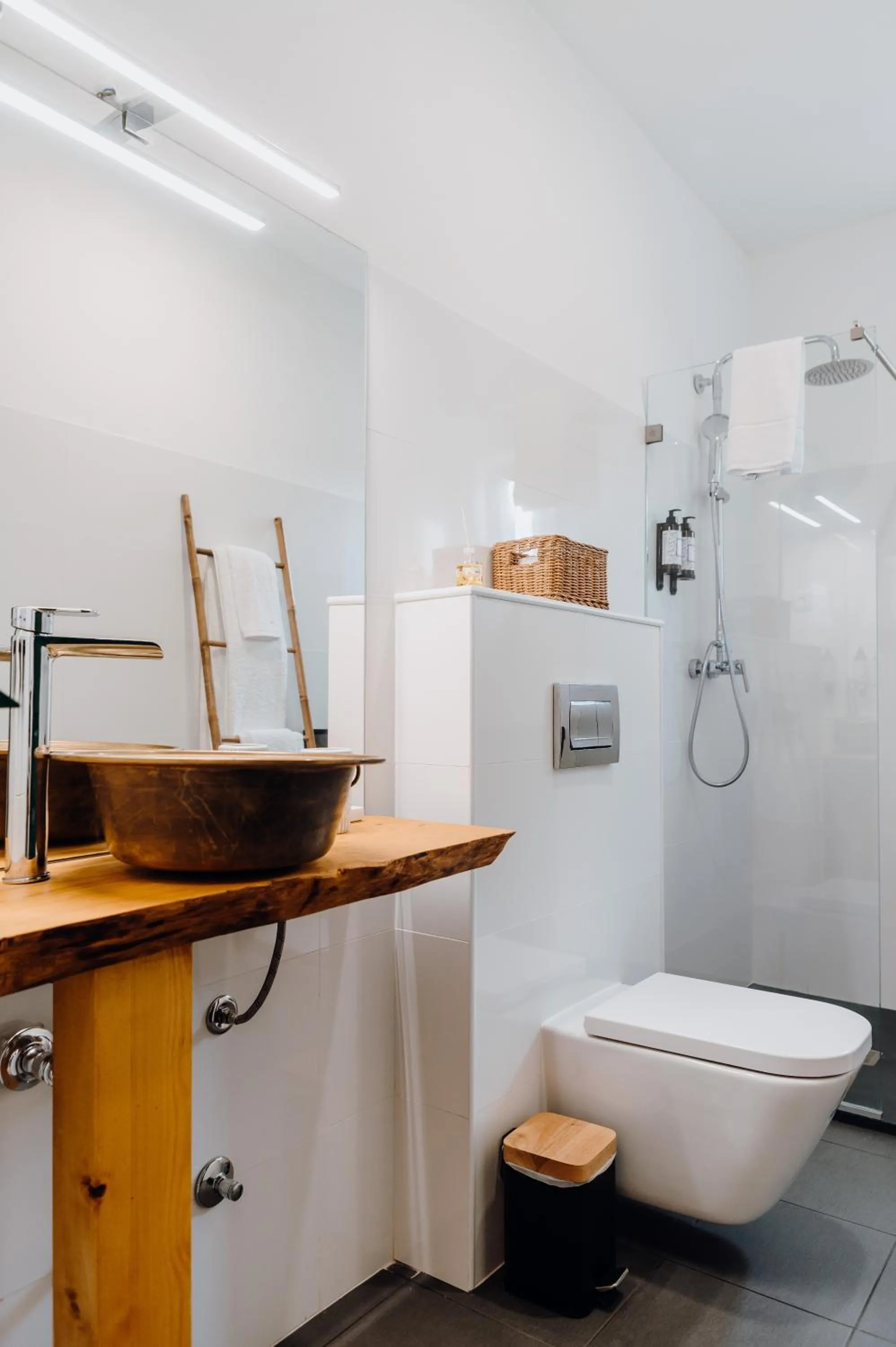 Toilet in Quinta do Louredo - Évora