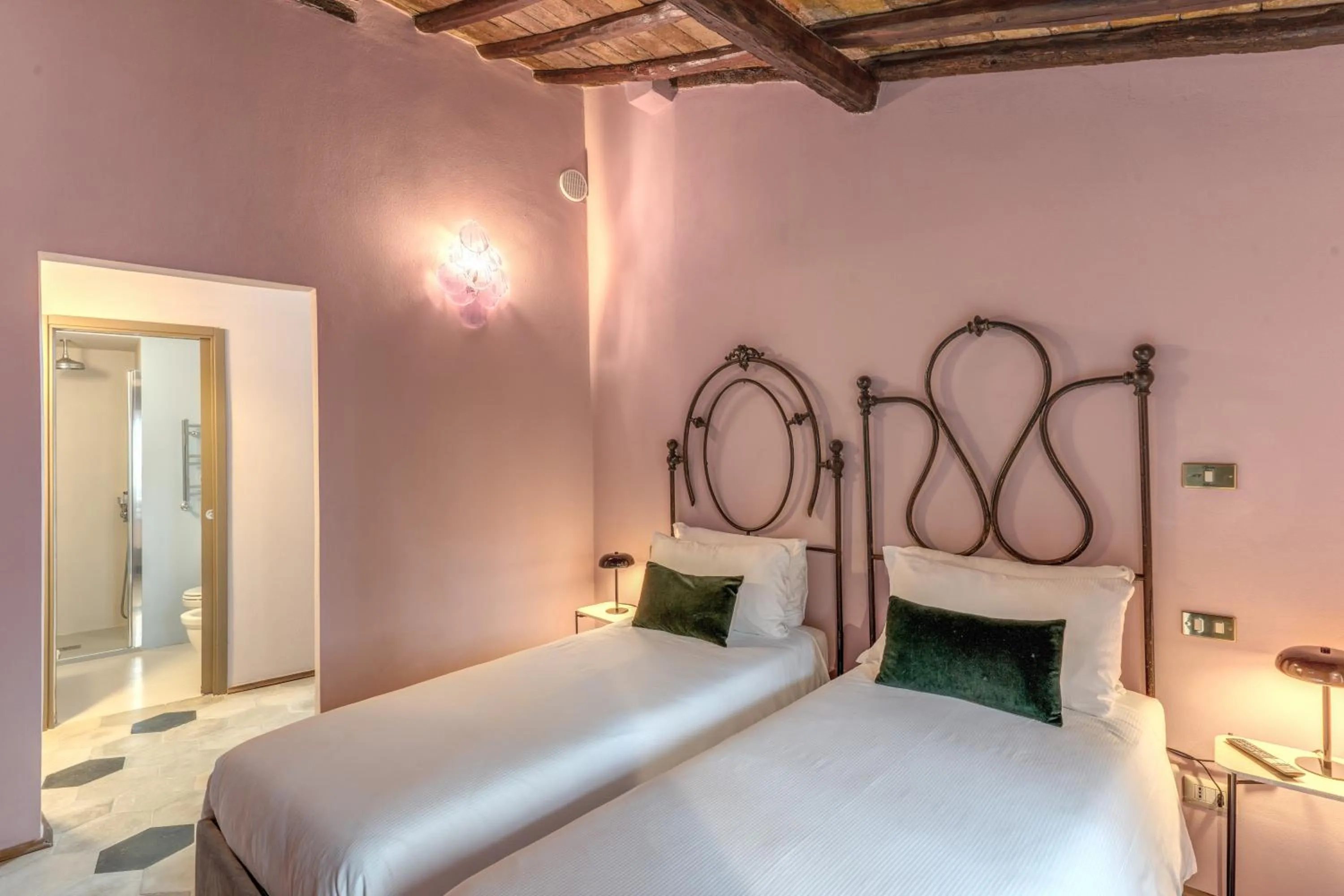 Bed in Residenza Brama - Art ApartHotel