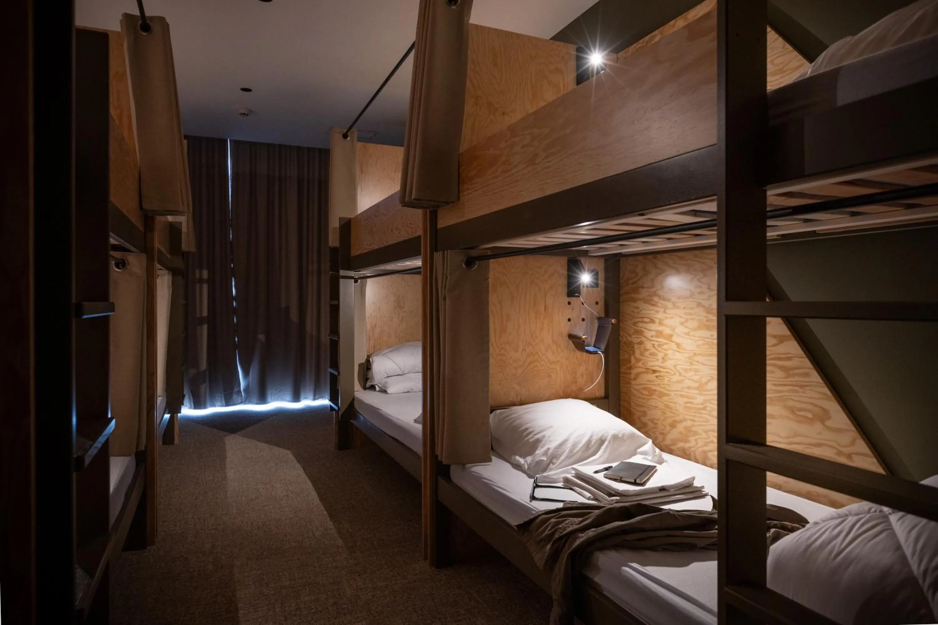 Room for 12 people in Hôtel le Bout du Parc de Versailles