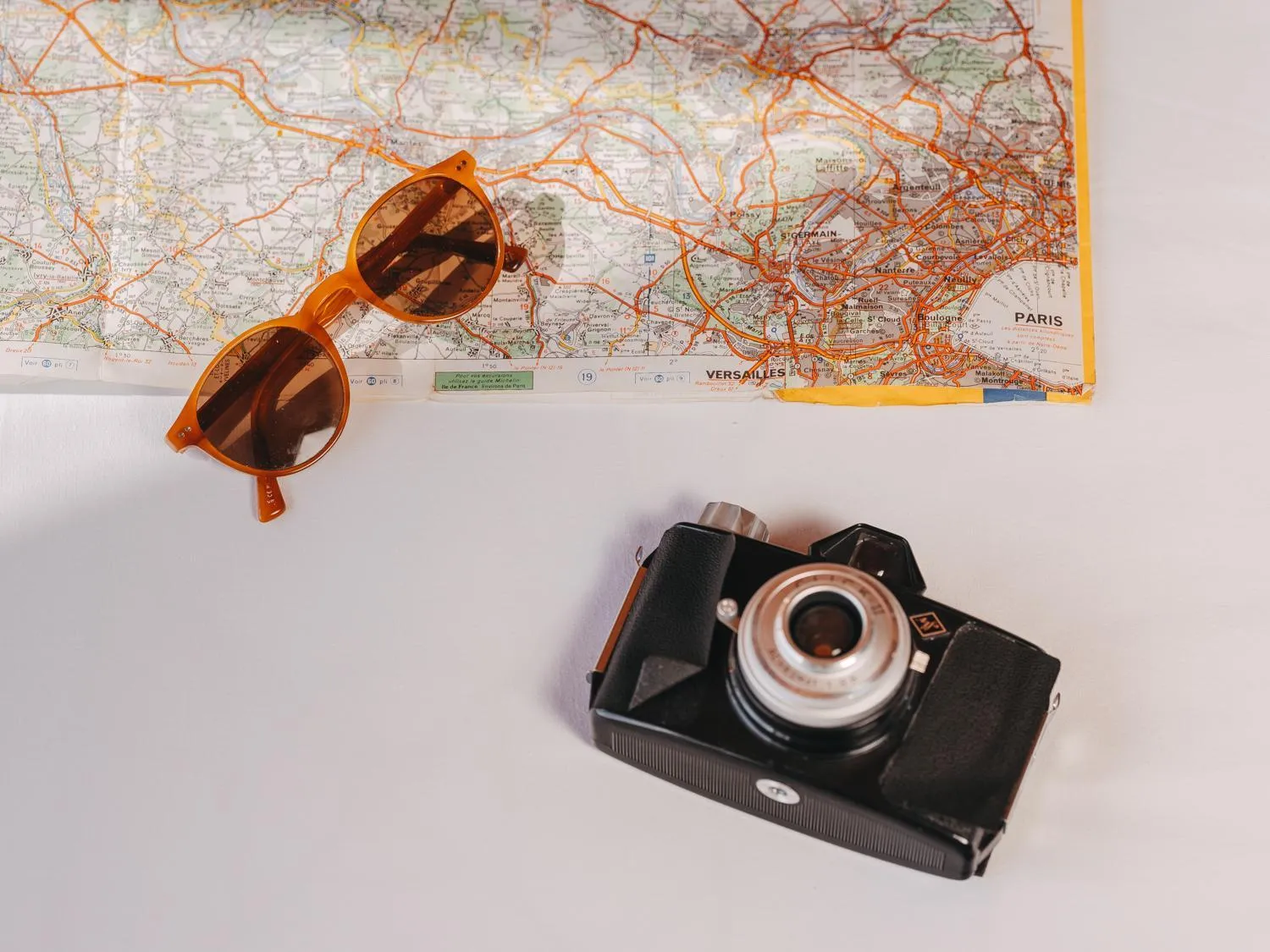 Bedroom in Hôtel le Bout du Parc de Versailles