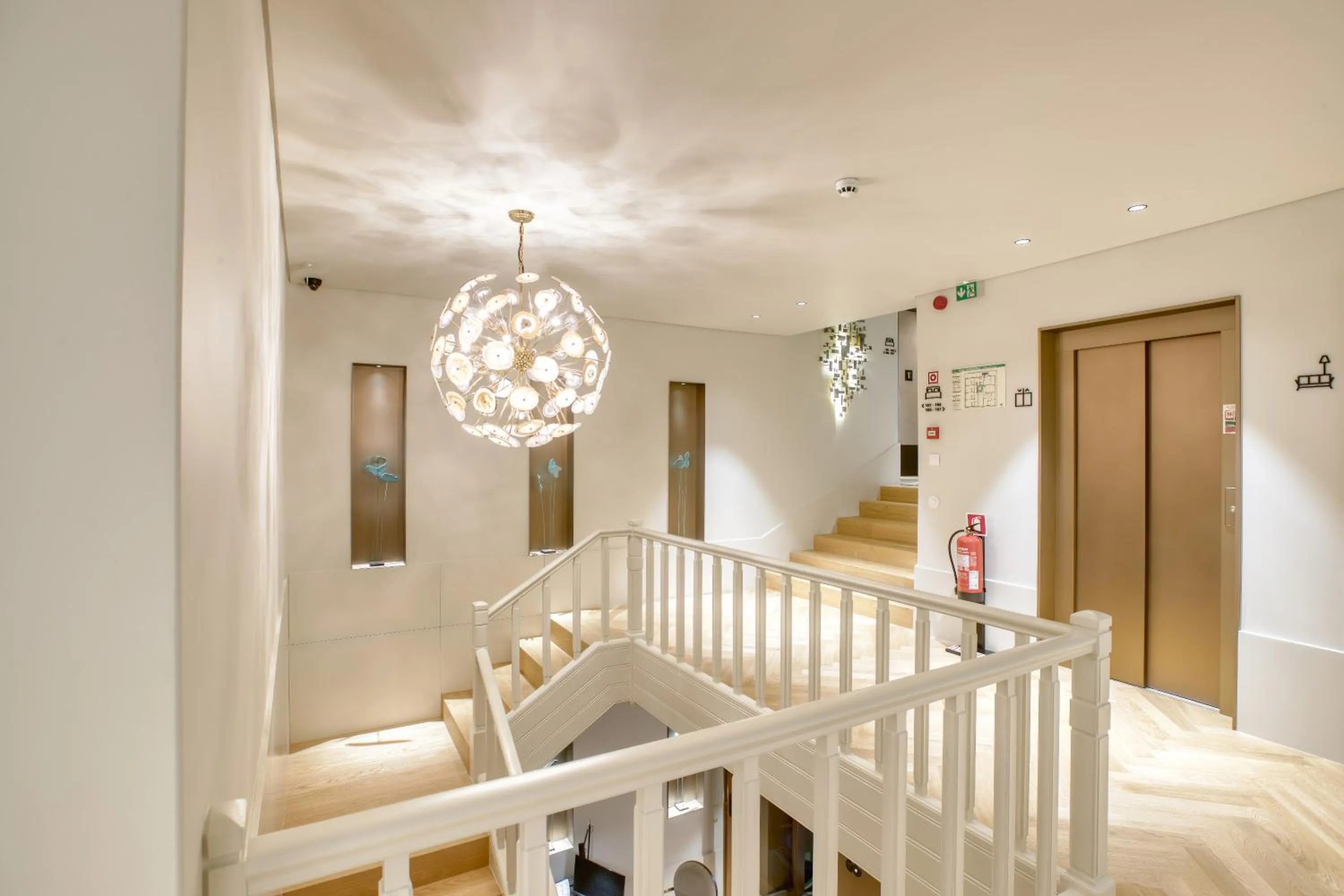 Seating area in Palatial Suites