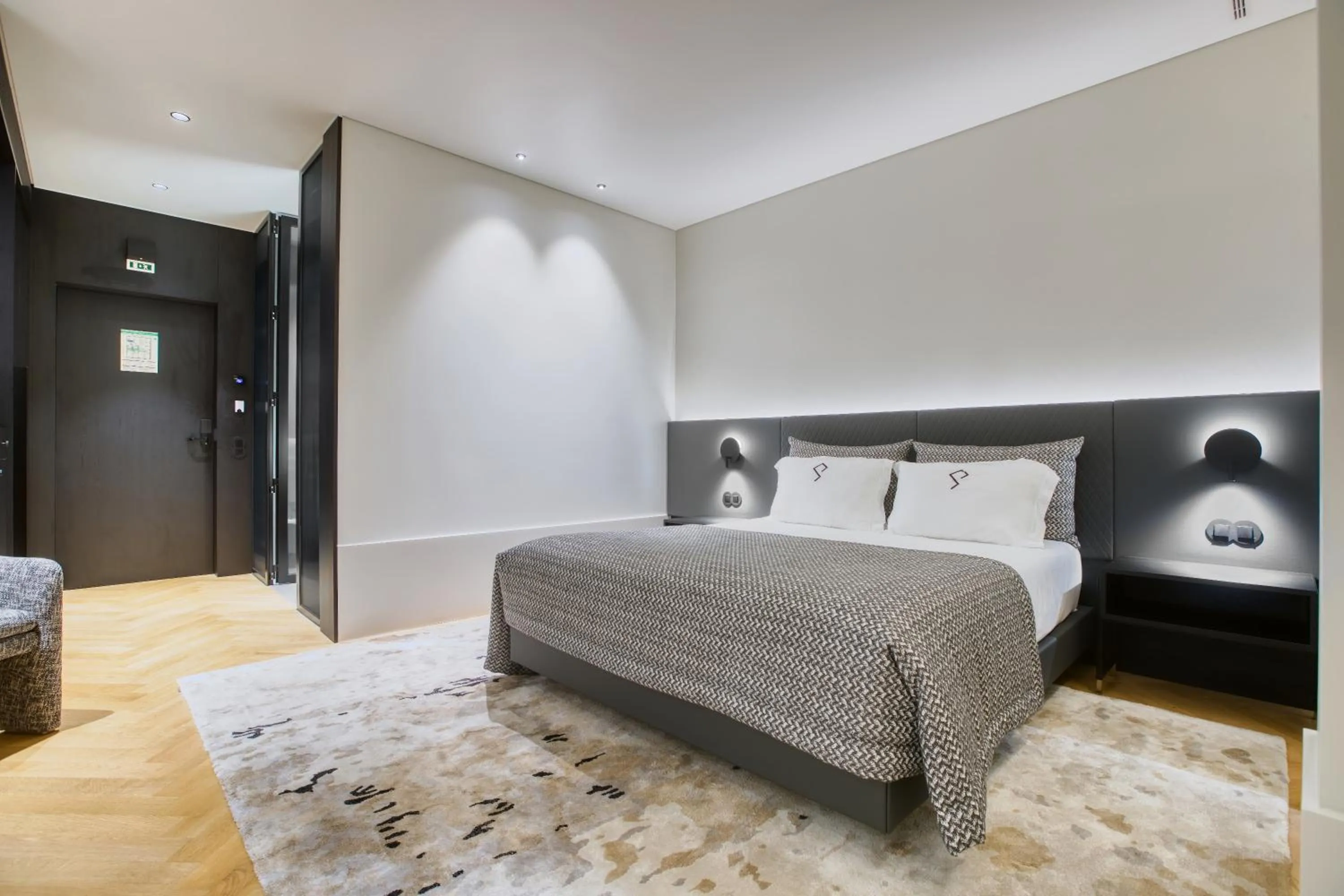 Bed in Palatial Suites