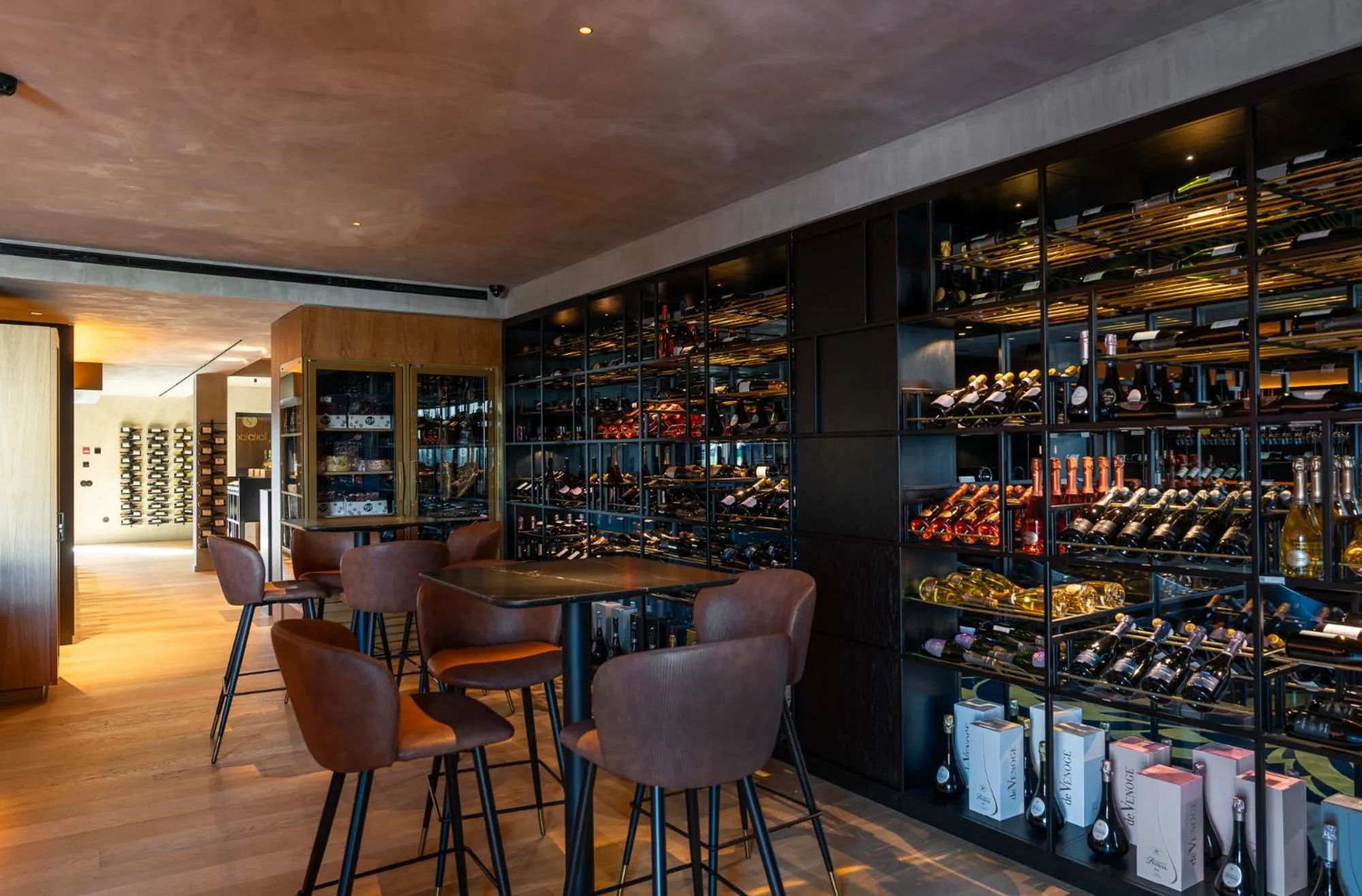 Lounge or bar in Palatial Suites