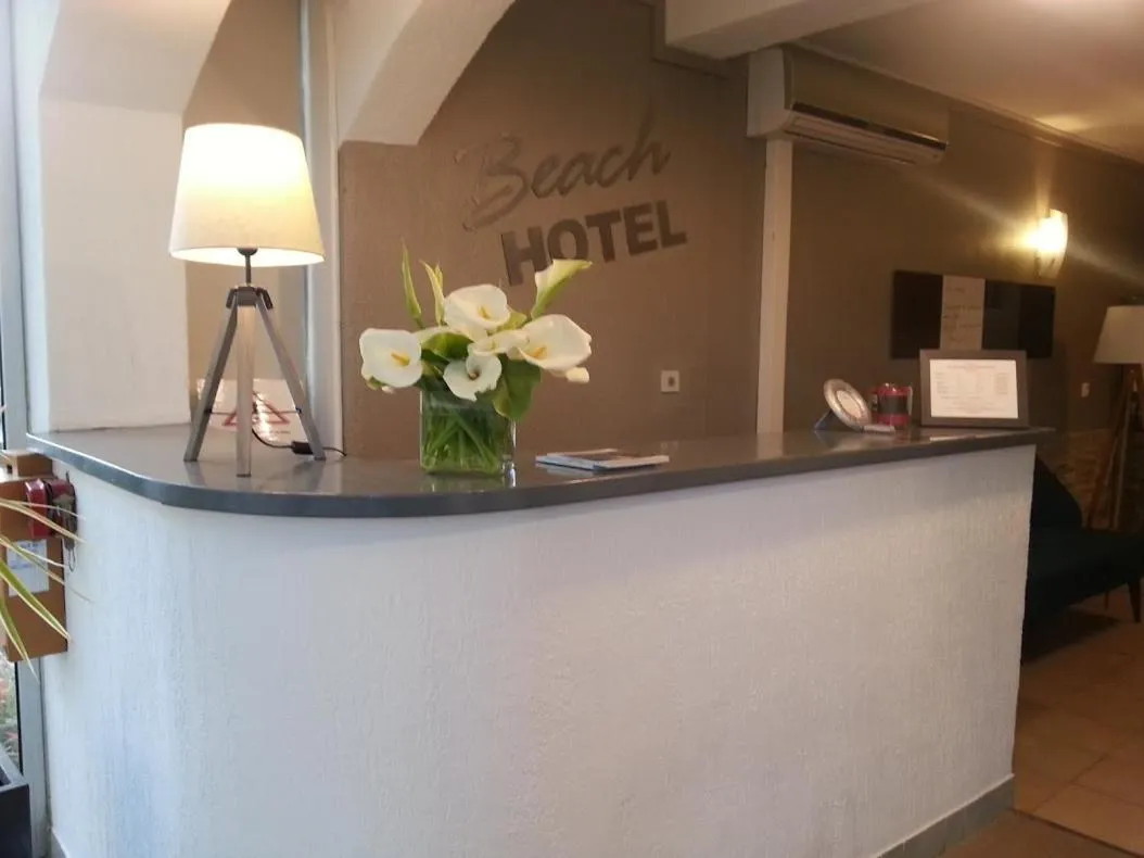 Lobby or reception in Hôtel Beach