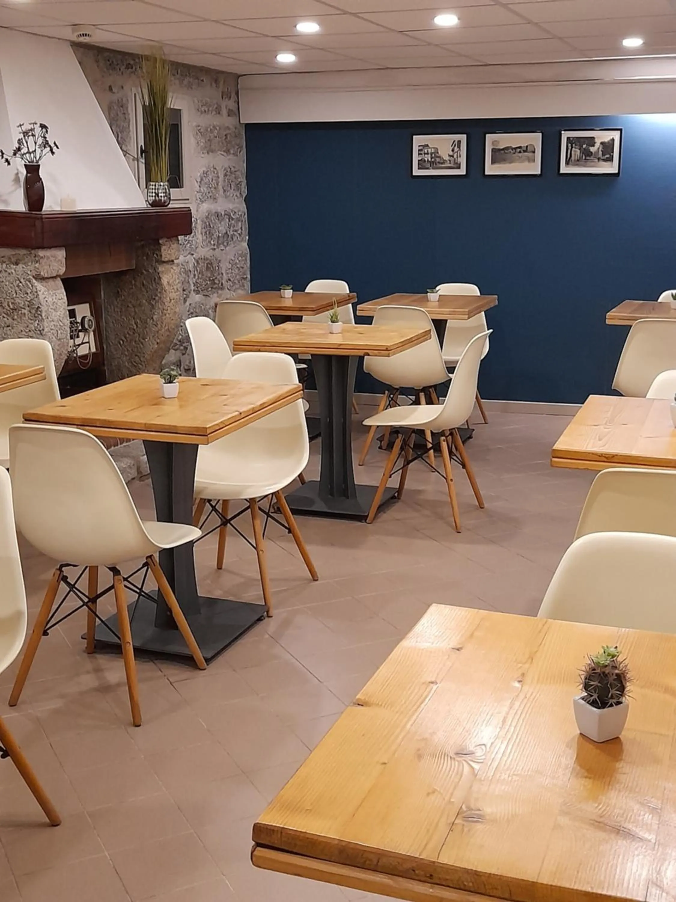 Breakfast in Hôtel Beach