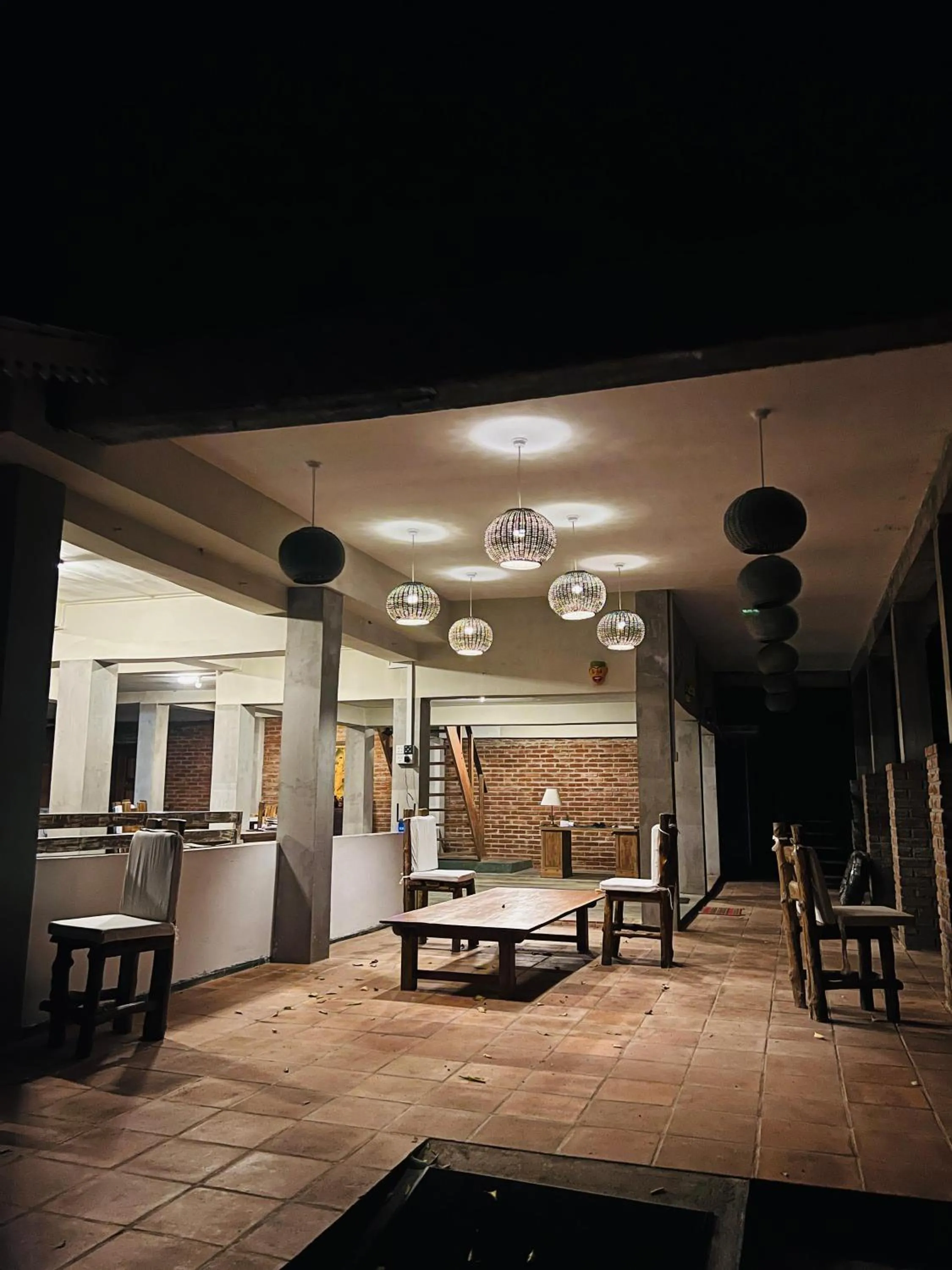 Restaurant/places to eat in Sigiri Vananthara