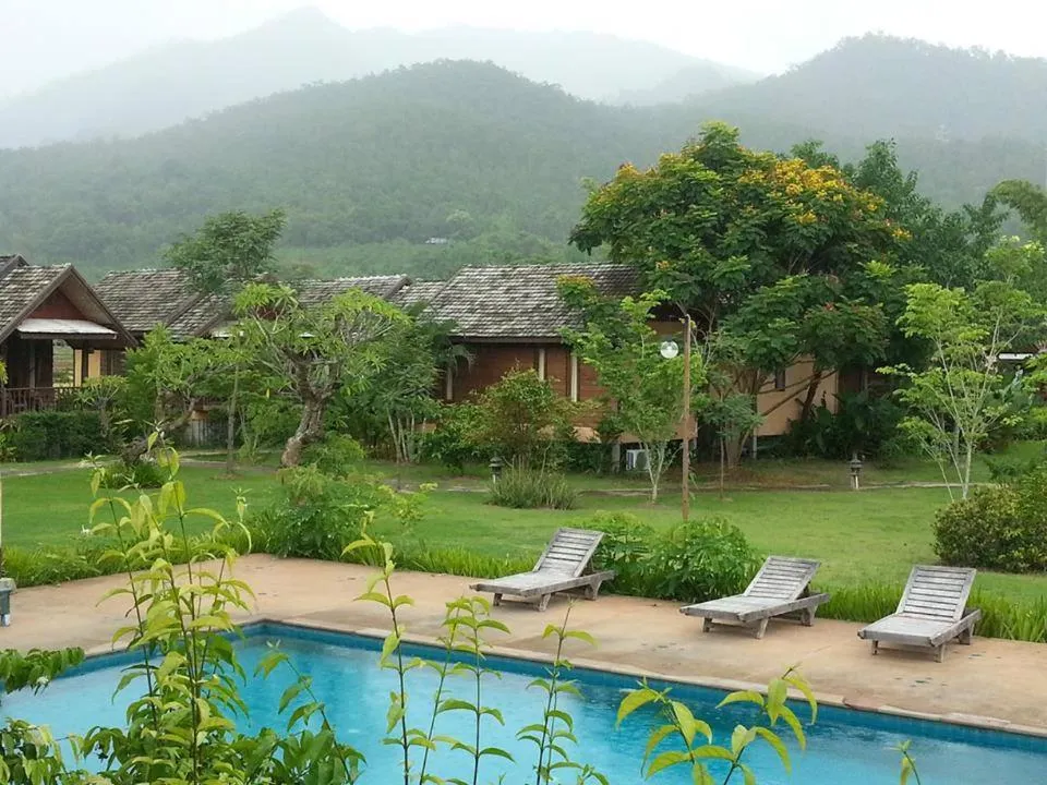 Property building in Pai Do See Resort - ปาย ดูร์ ซี รีสอร์ท