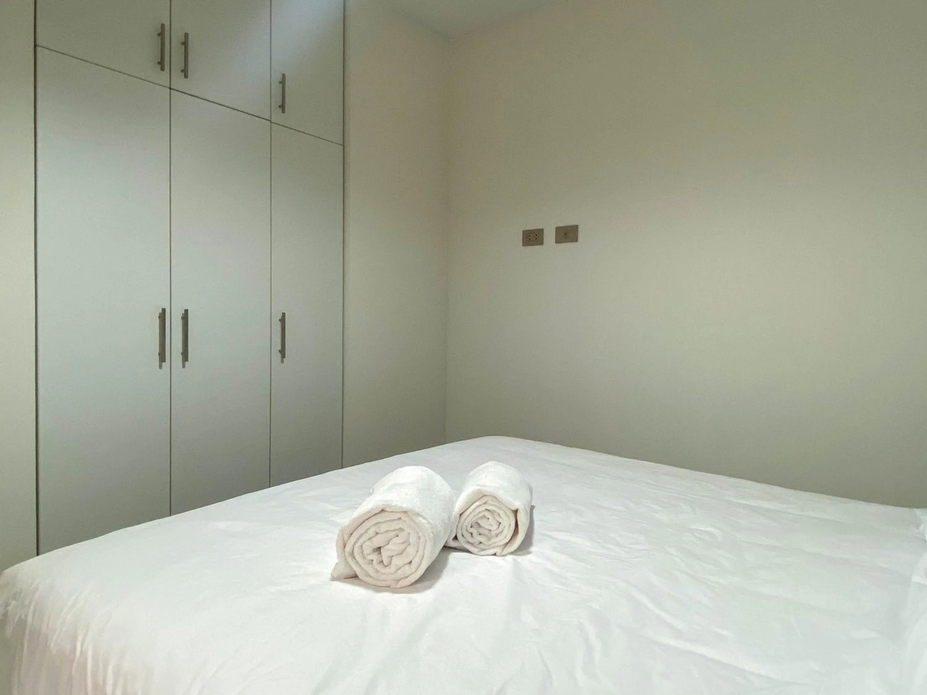 Bedroom, Bed in Borgoño By Wynwood House