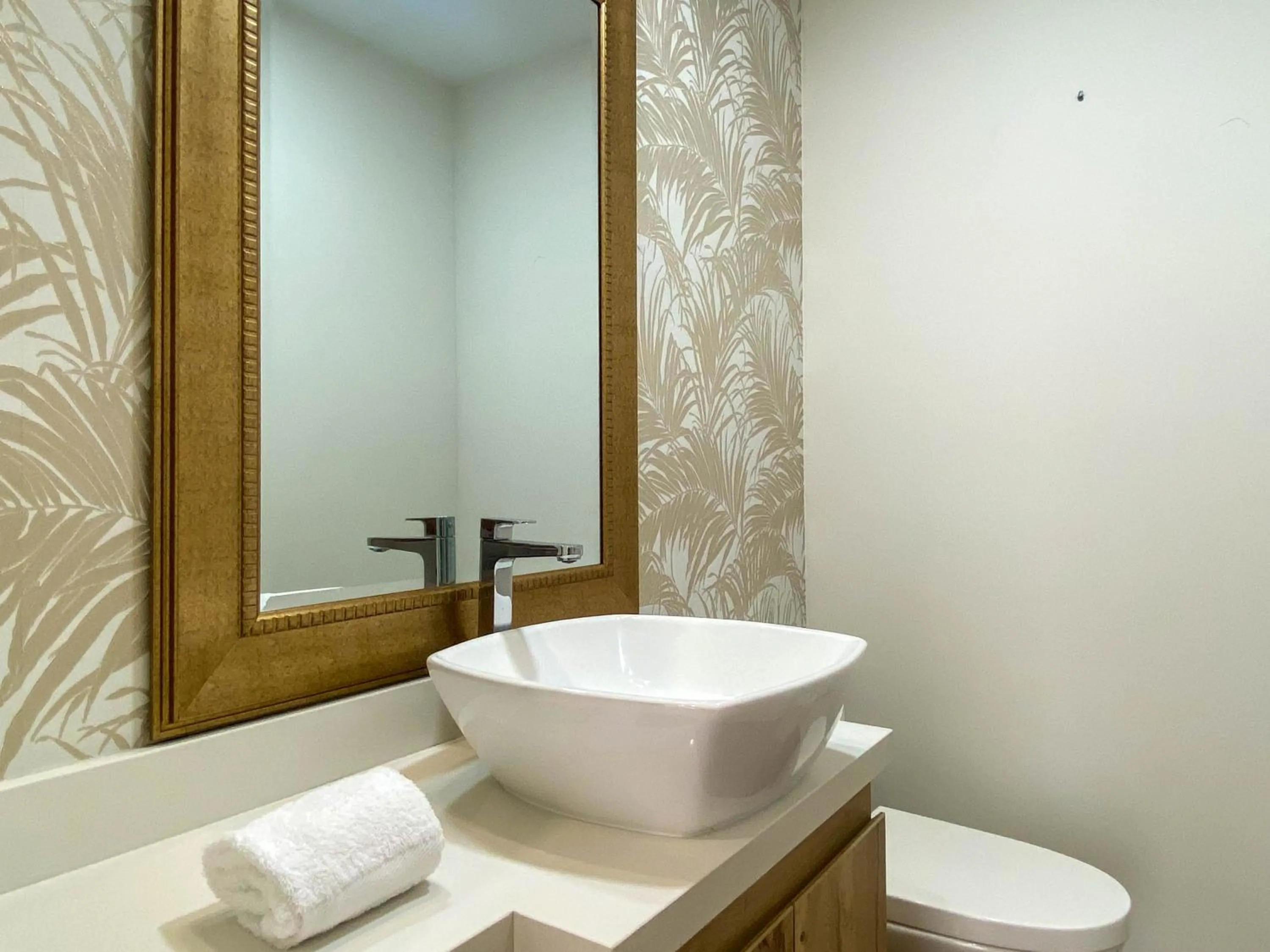 Bathroom in Borgoño By Wynwood House