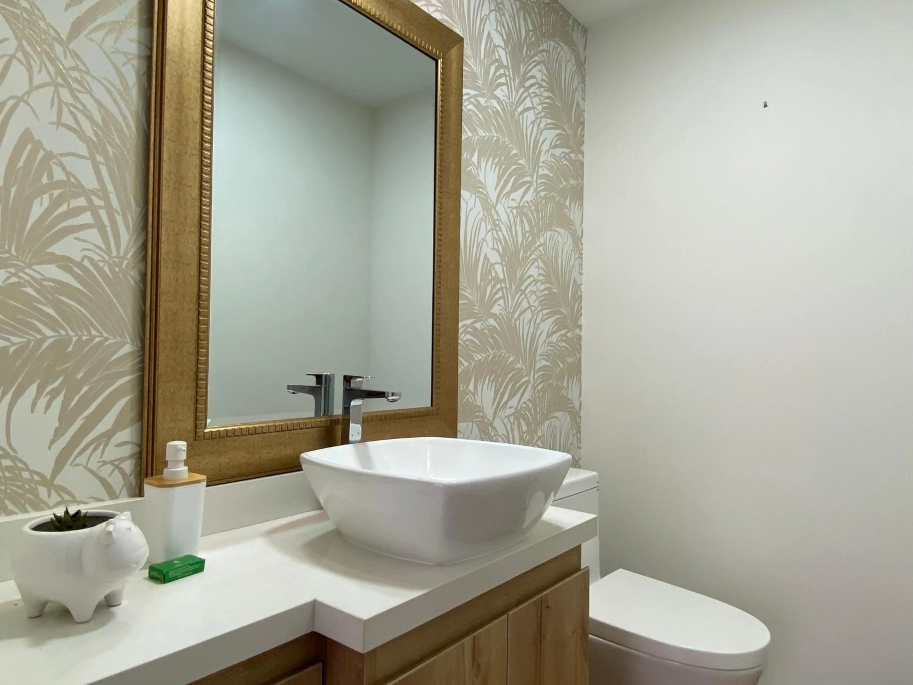 Bathroom in Borgoño By Wynwood House