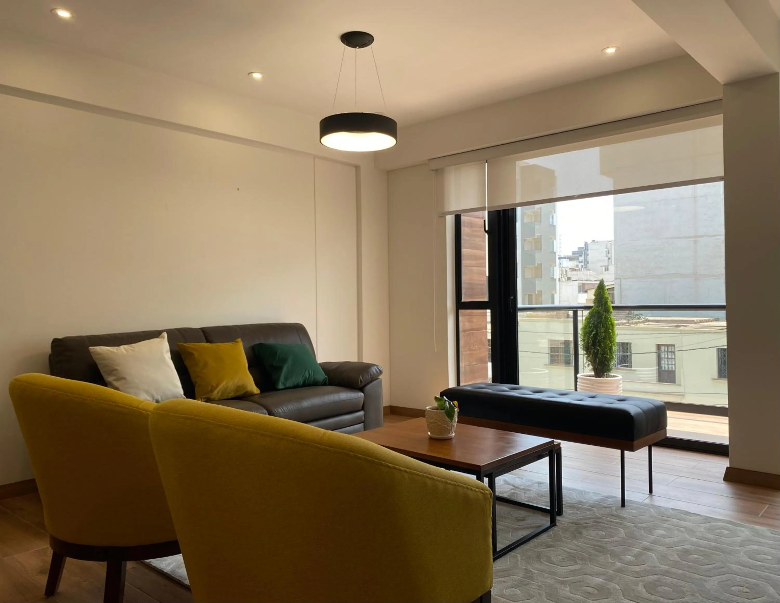 Living room in Borgoño By Wynwood House