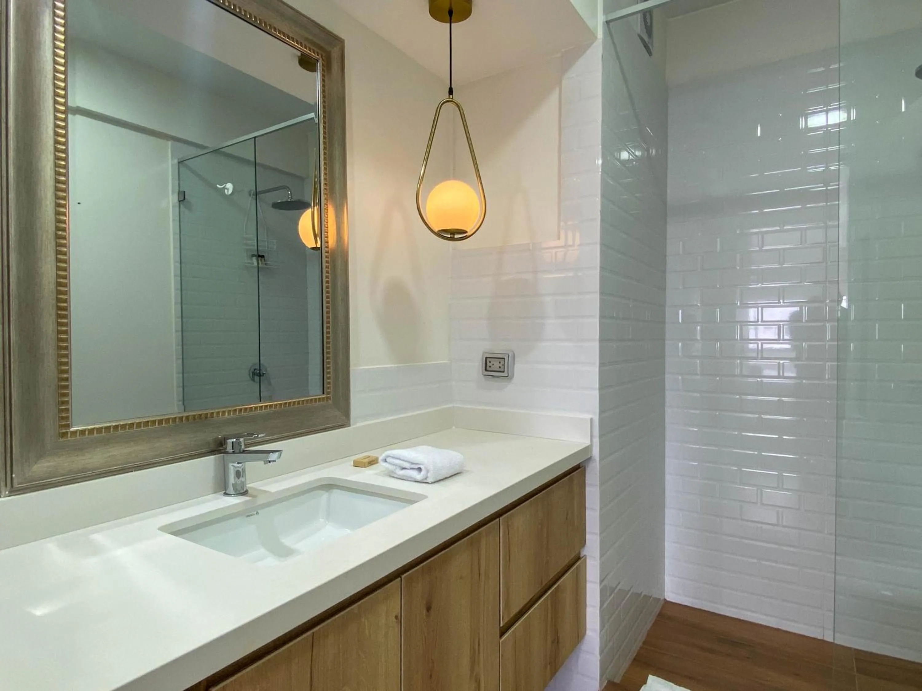 Bathroom in Borgoño By Wynwood House