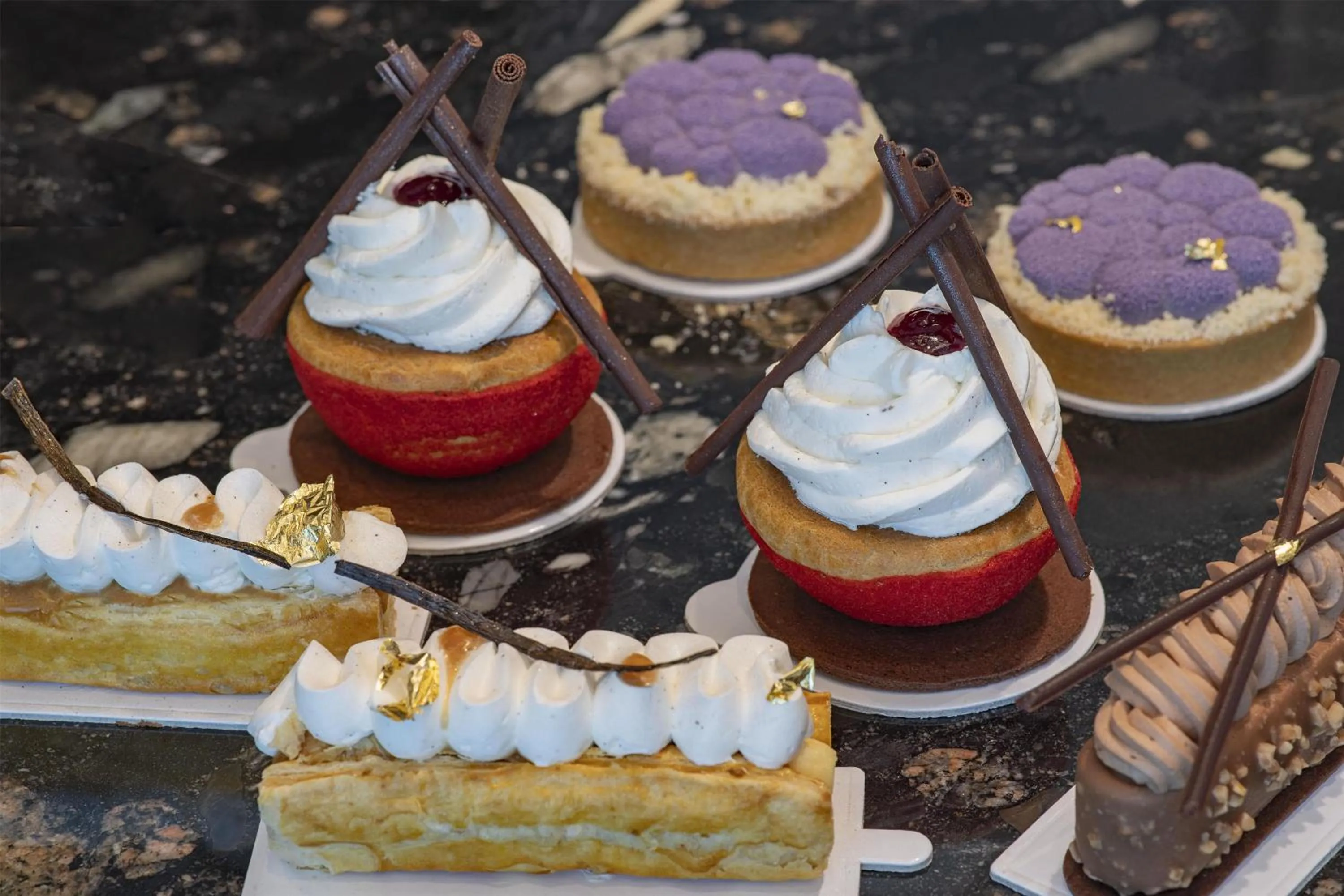 Dining area in Conrad Bahrain Financial Harbour