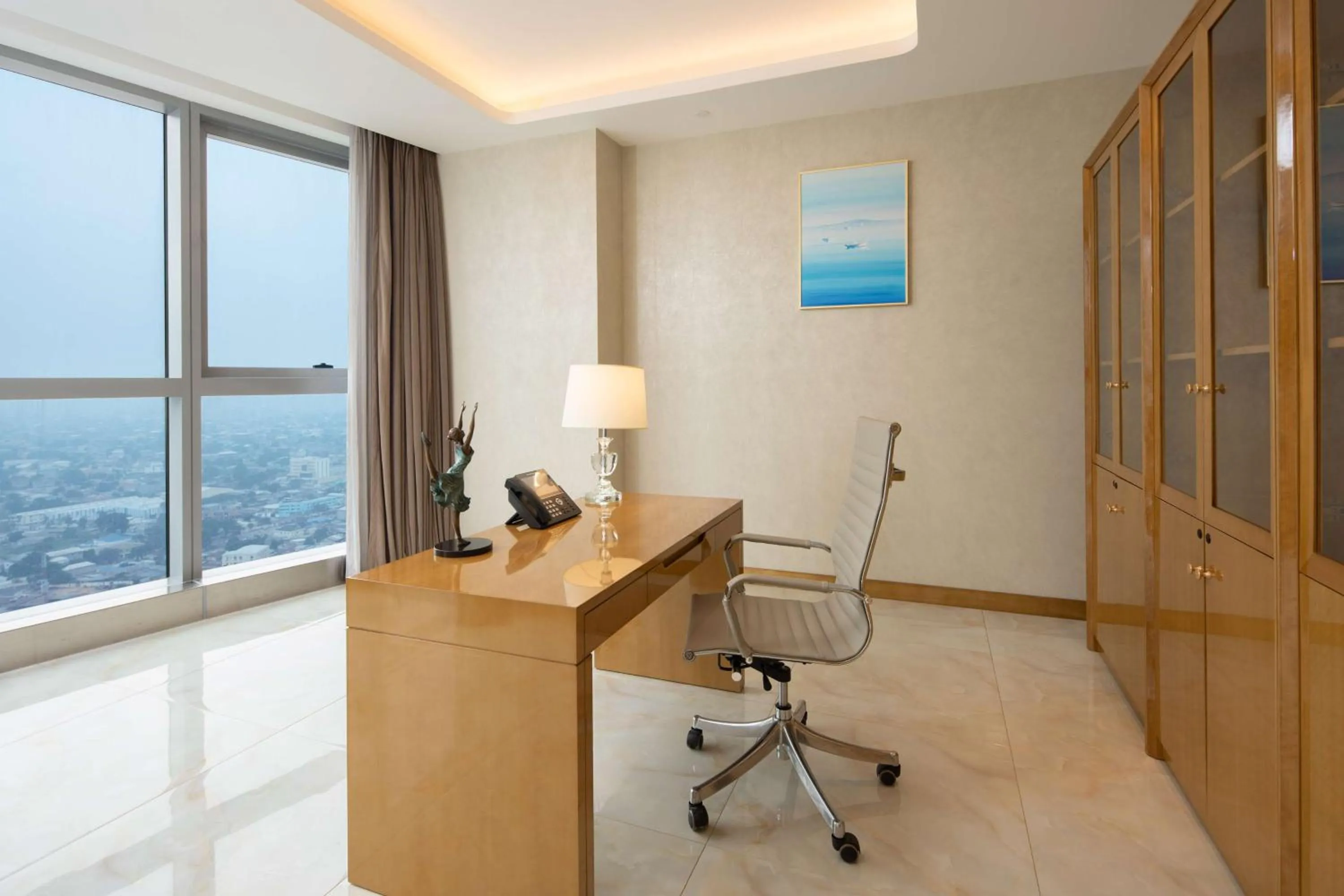 Bedroom in Hilton Brazzaville Les Tours Jumelles Hotel & Residences