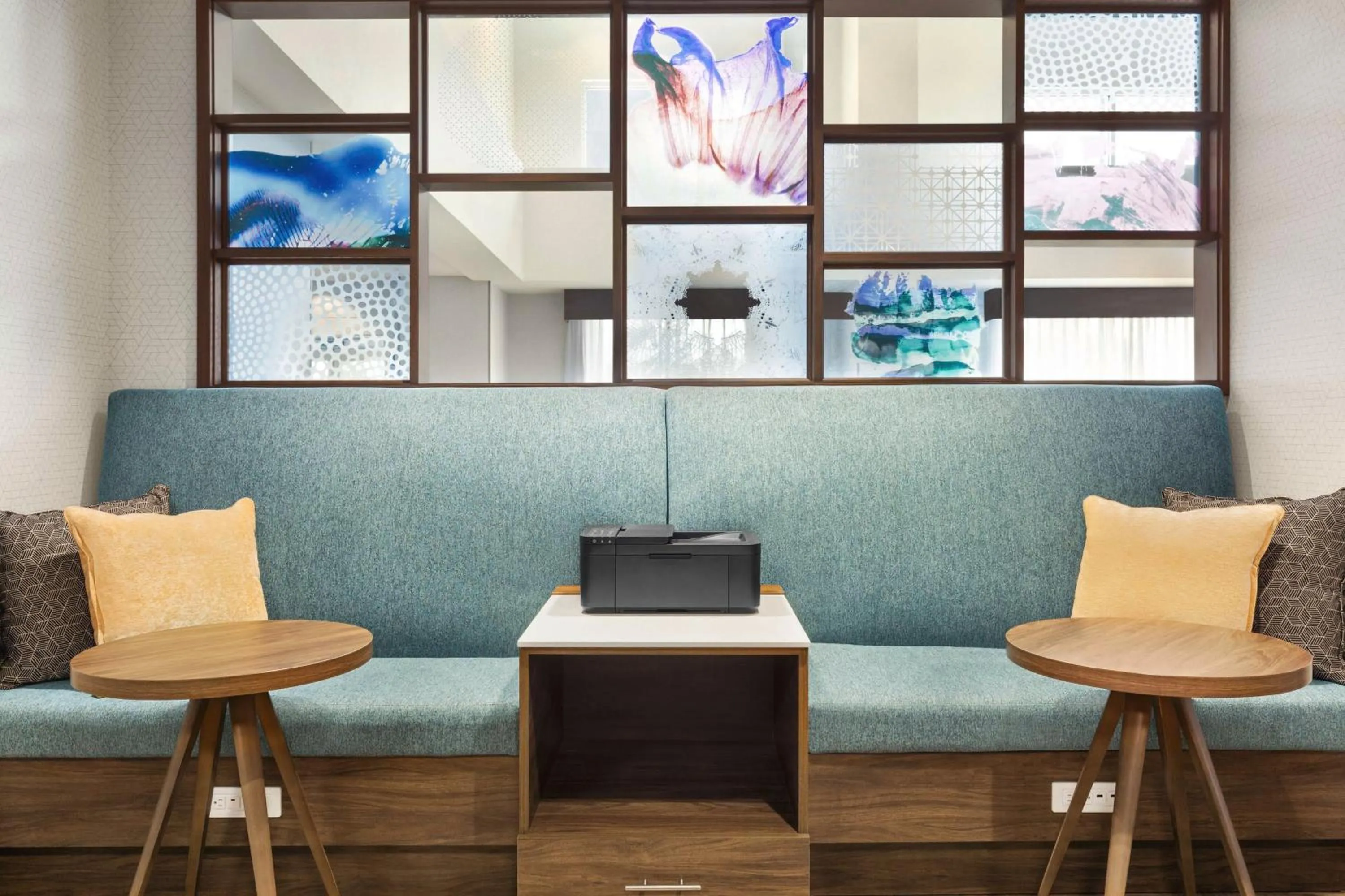 Business facilities in Hampton Inn & Suites Oroville