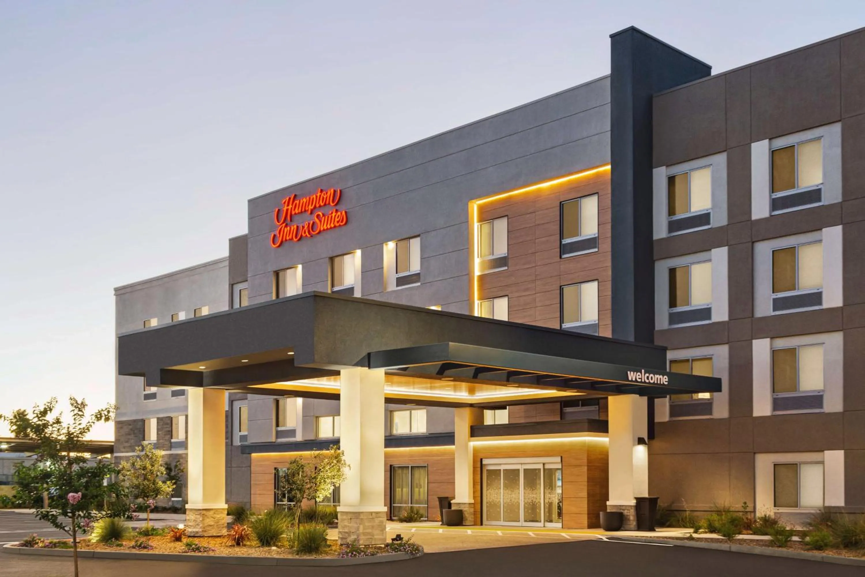Hampton Inn & Suites Oroville