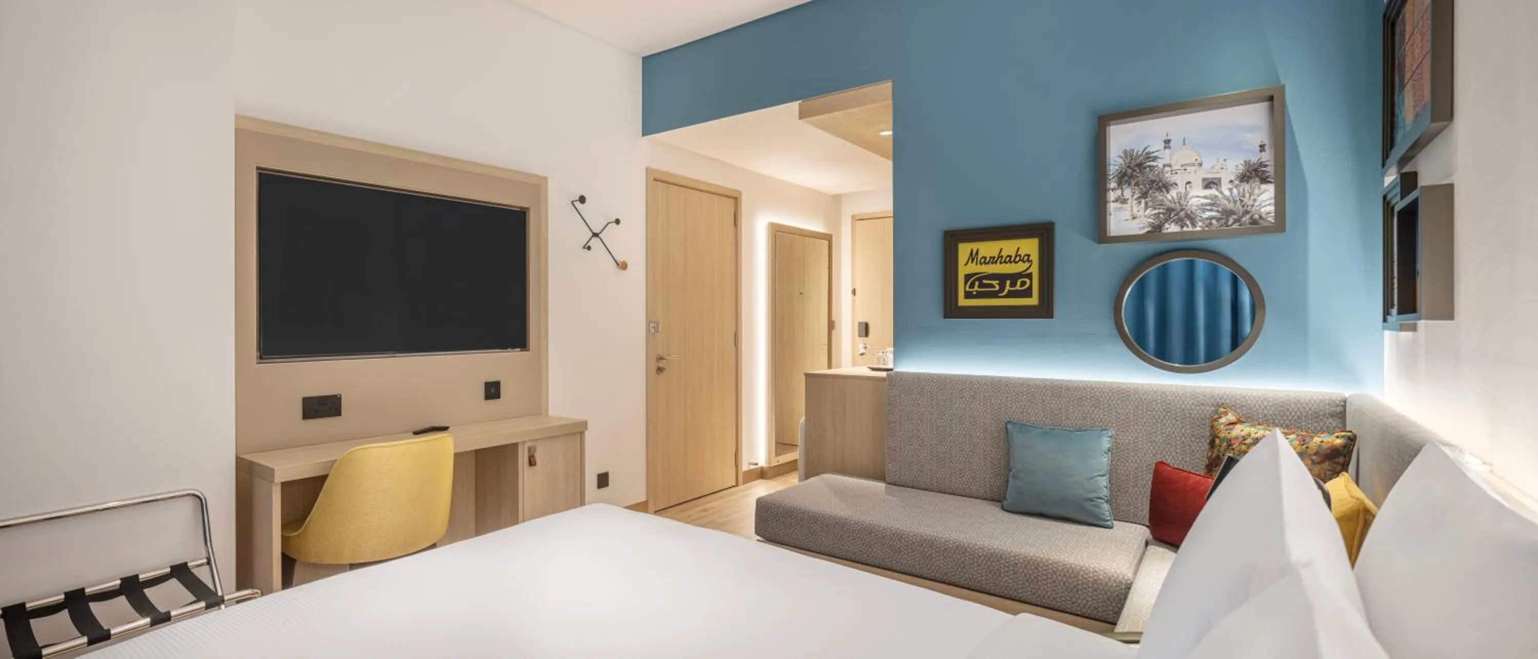 Bedroom, Bed in Hampton By Hilton Kuwait Salmiya