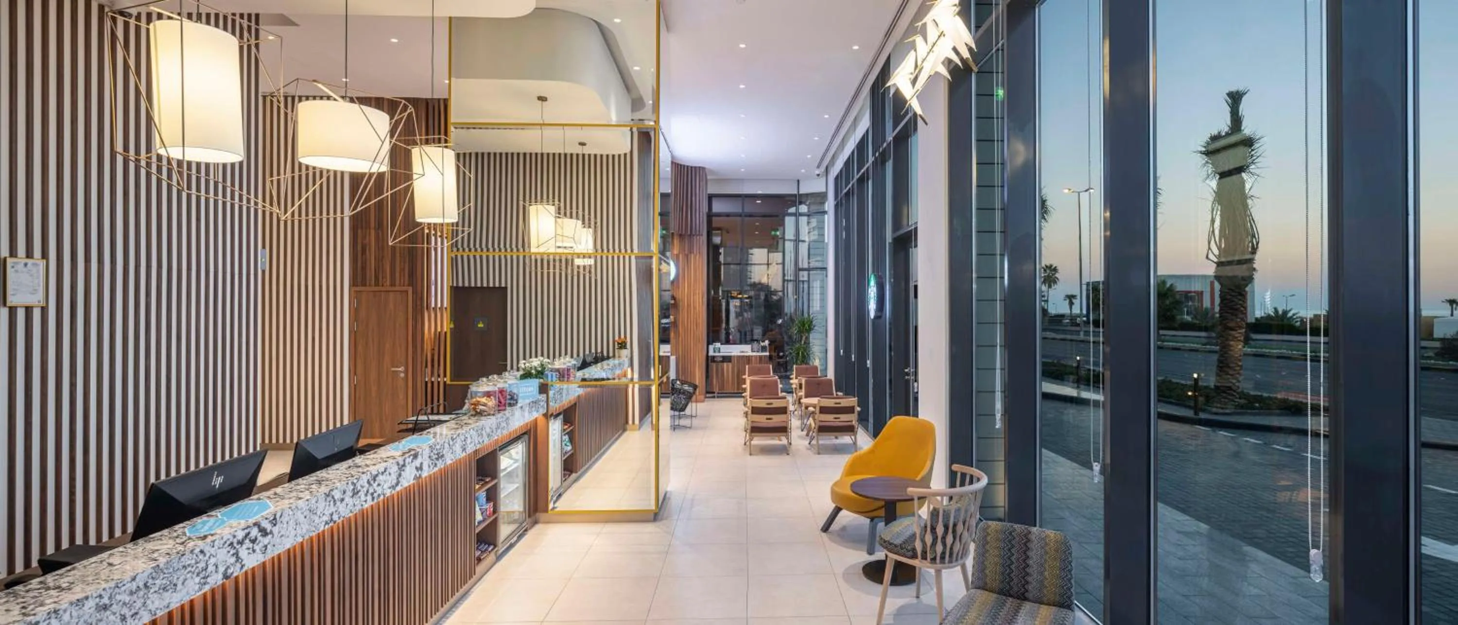 Lobby or reception in Hampton By Hilton Kuwait Salmiya